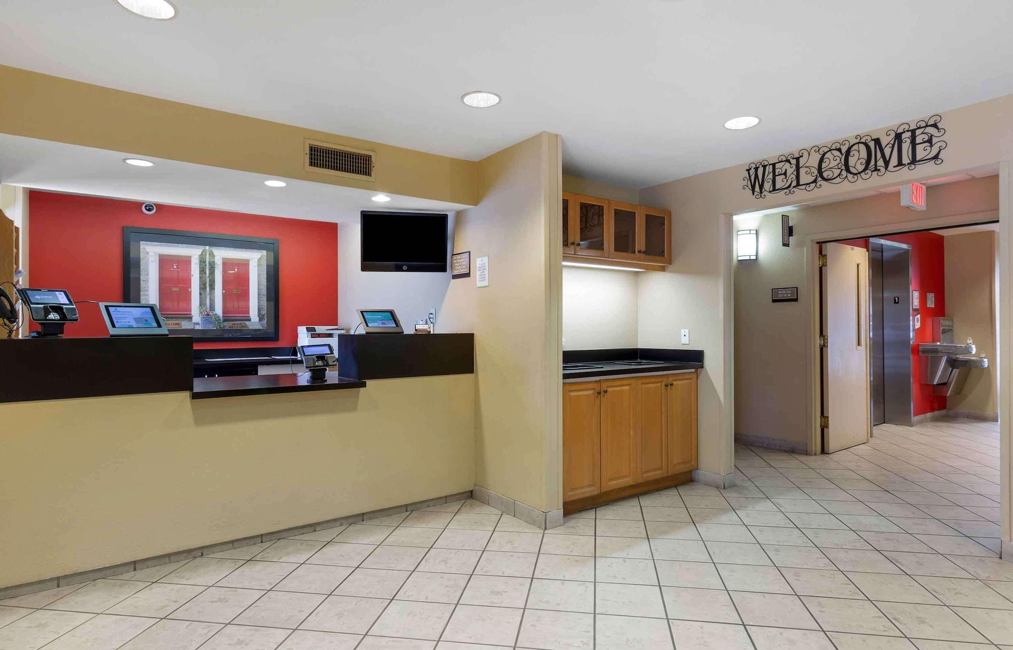 Vista Lobby Extended Stay America Suites Phoenix Scottsdale