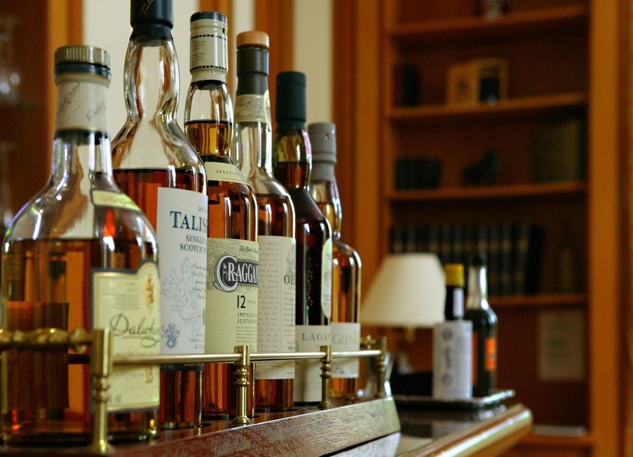 Bar/Salón Manoir de Bellerive