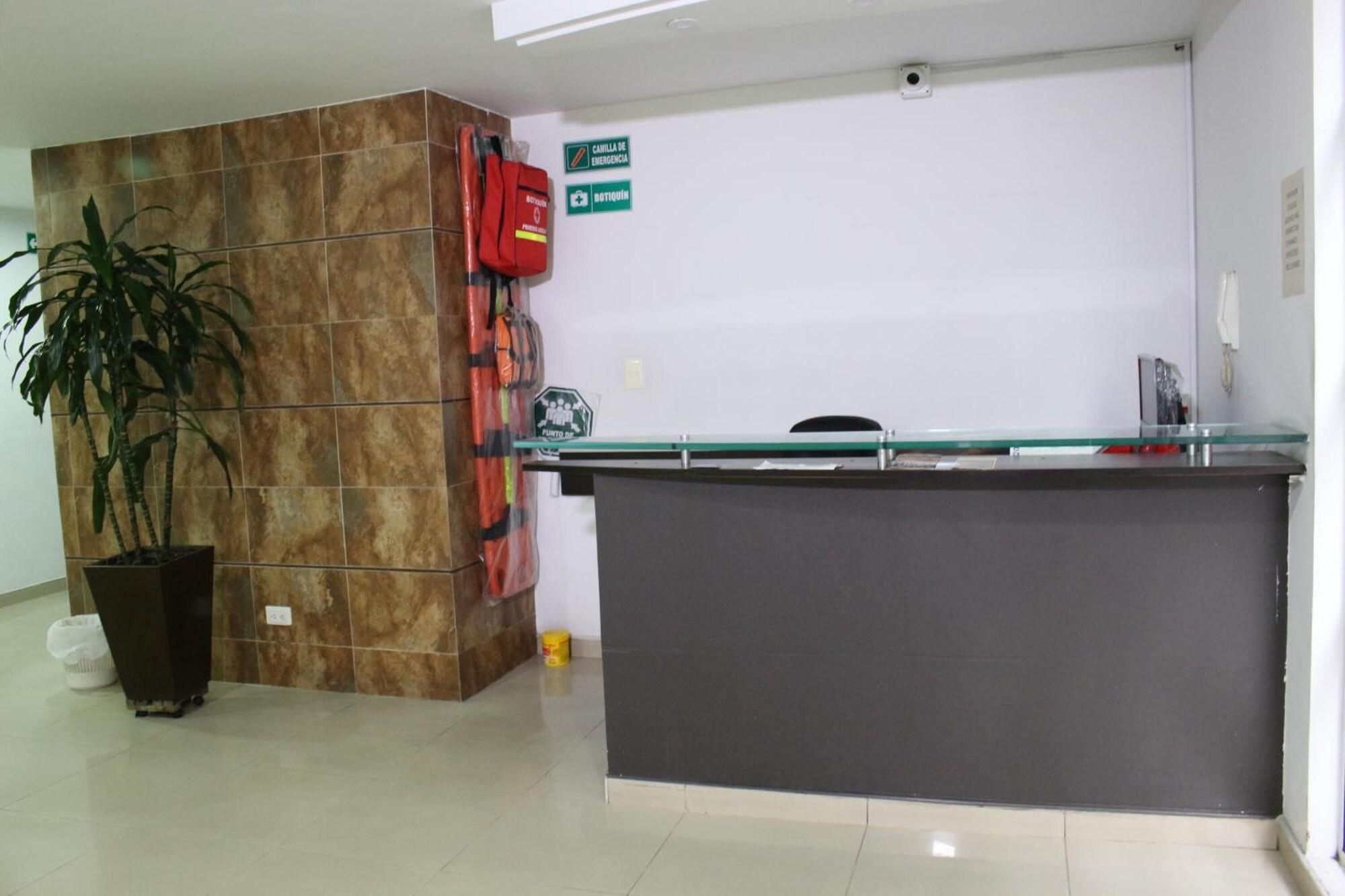 Vista Lobby Sary house