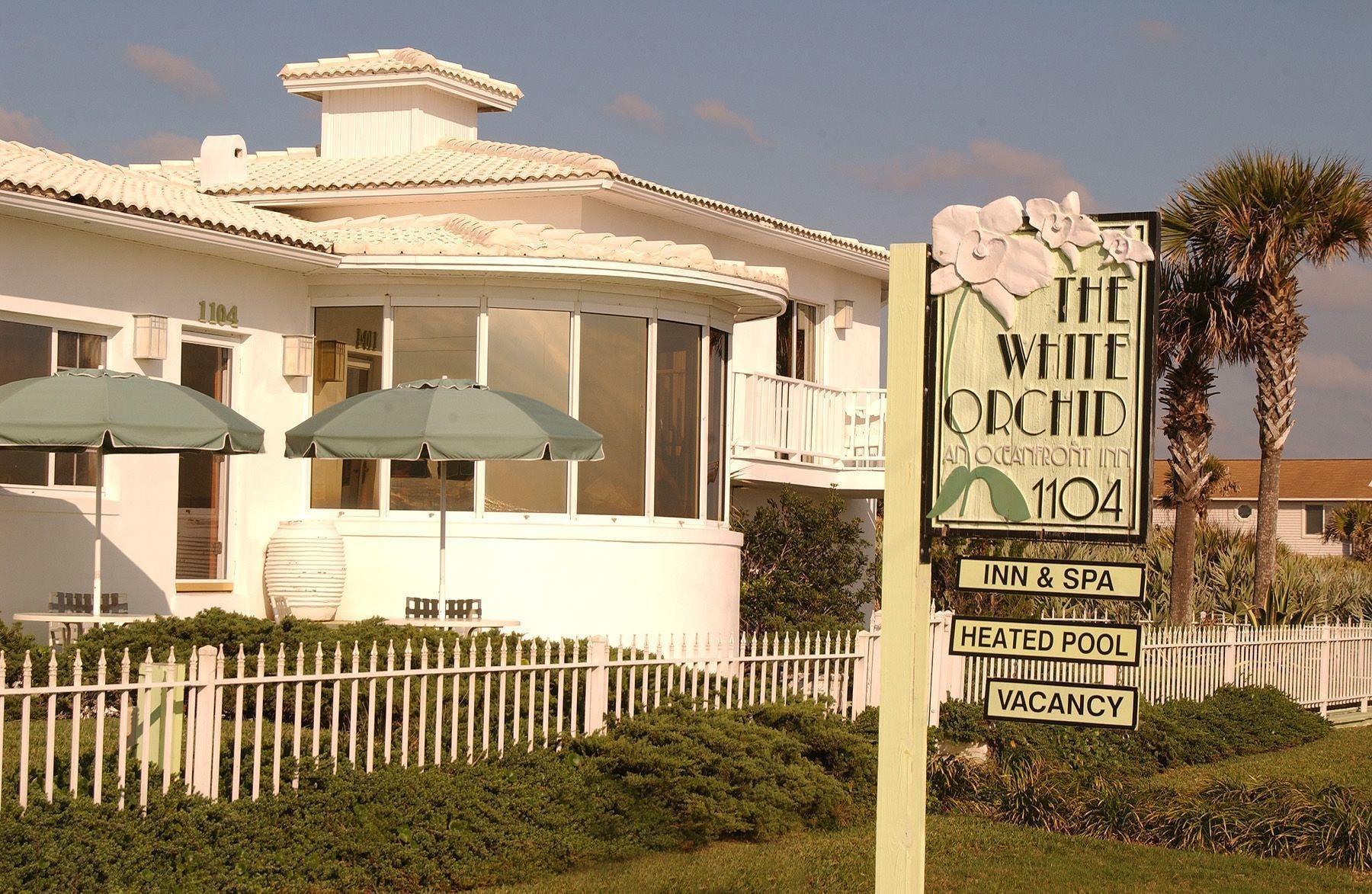 Vista Exterior White Orchid Inn & Spa
