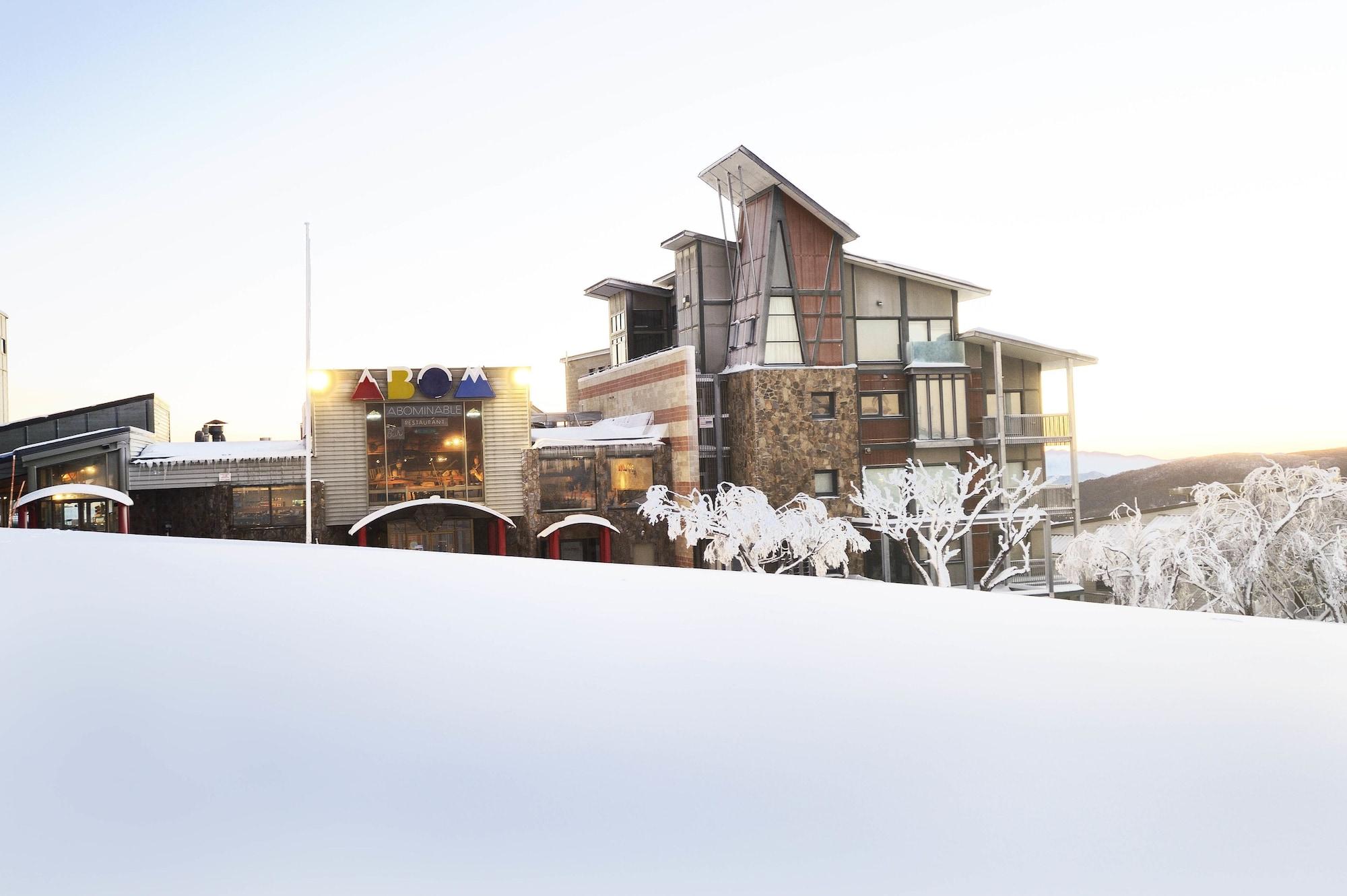 Vista Exterior Abom Hotel