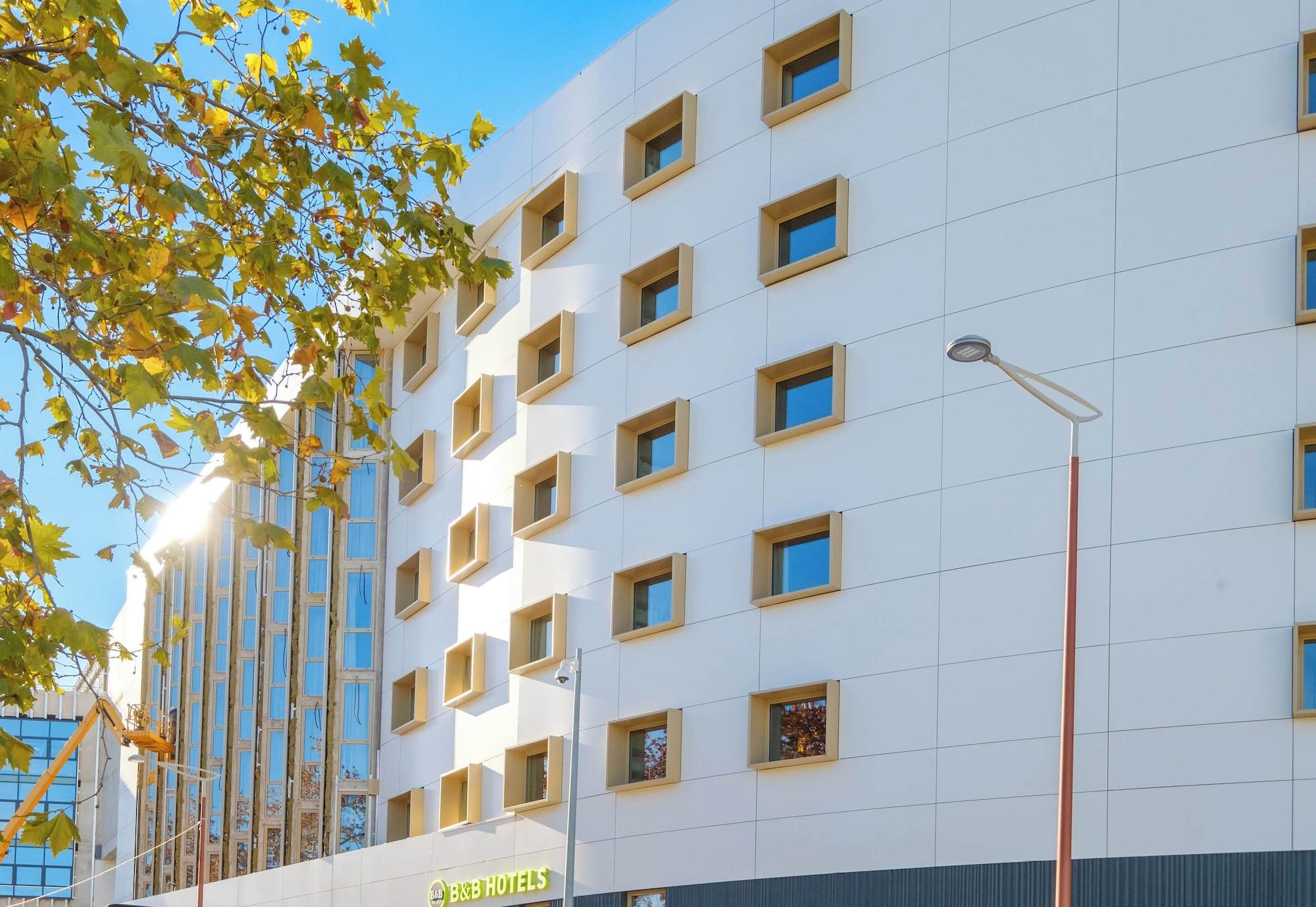 Vista Exterior B&B HOTEL Nice Stade Riviera