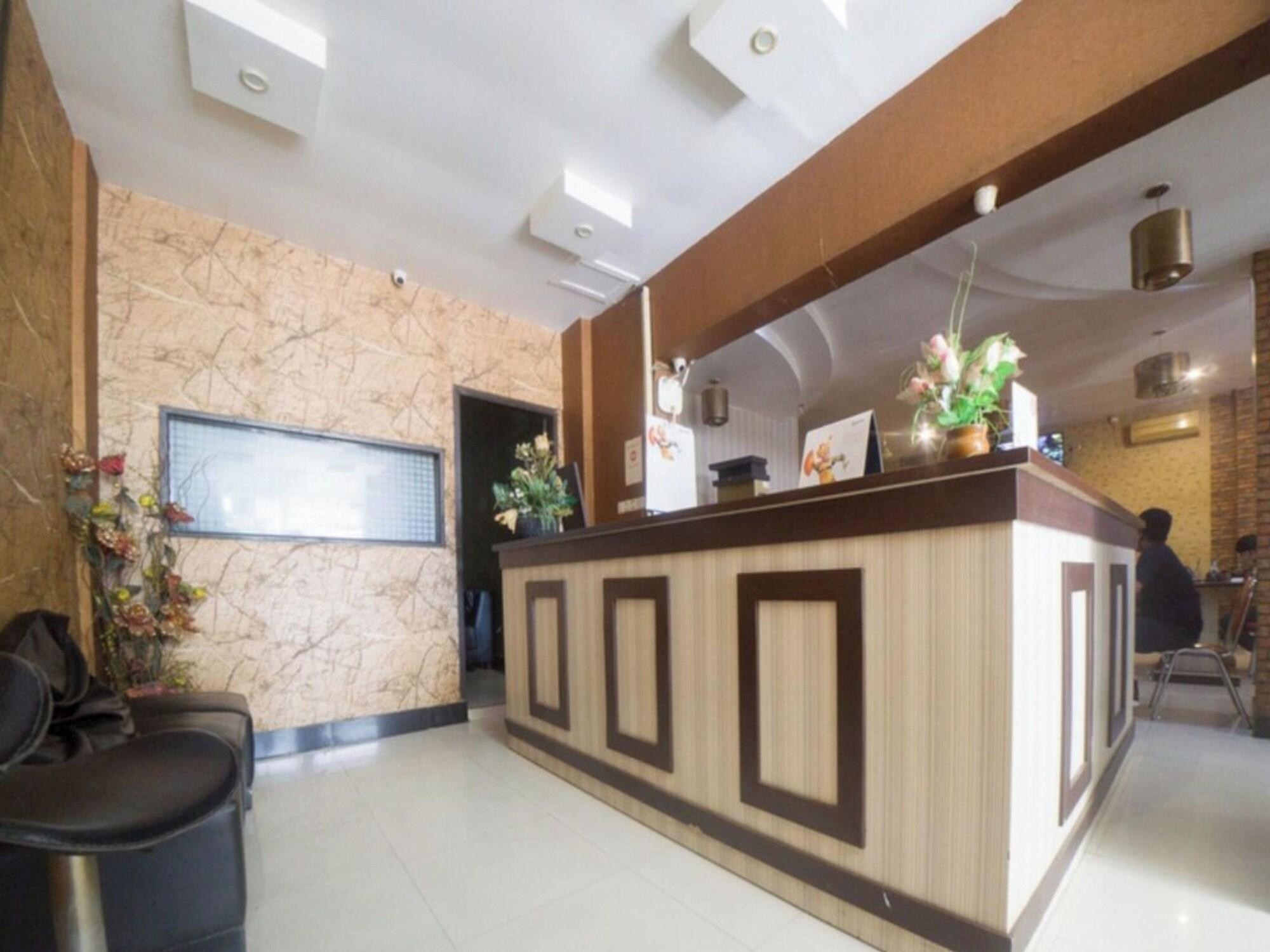 Vista Lobby Lucky Inn & Cafe