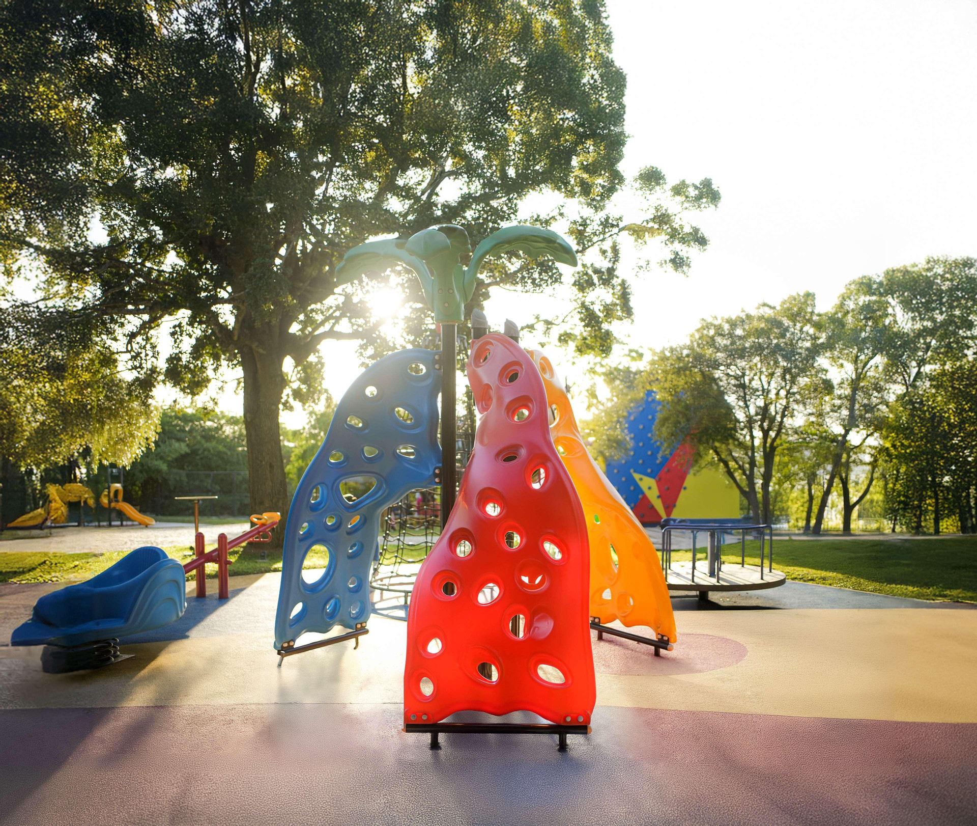 Vista Exterior DoubleTree by Hilton Weerawila Rajawarna Resort