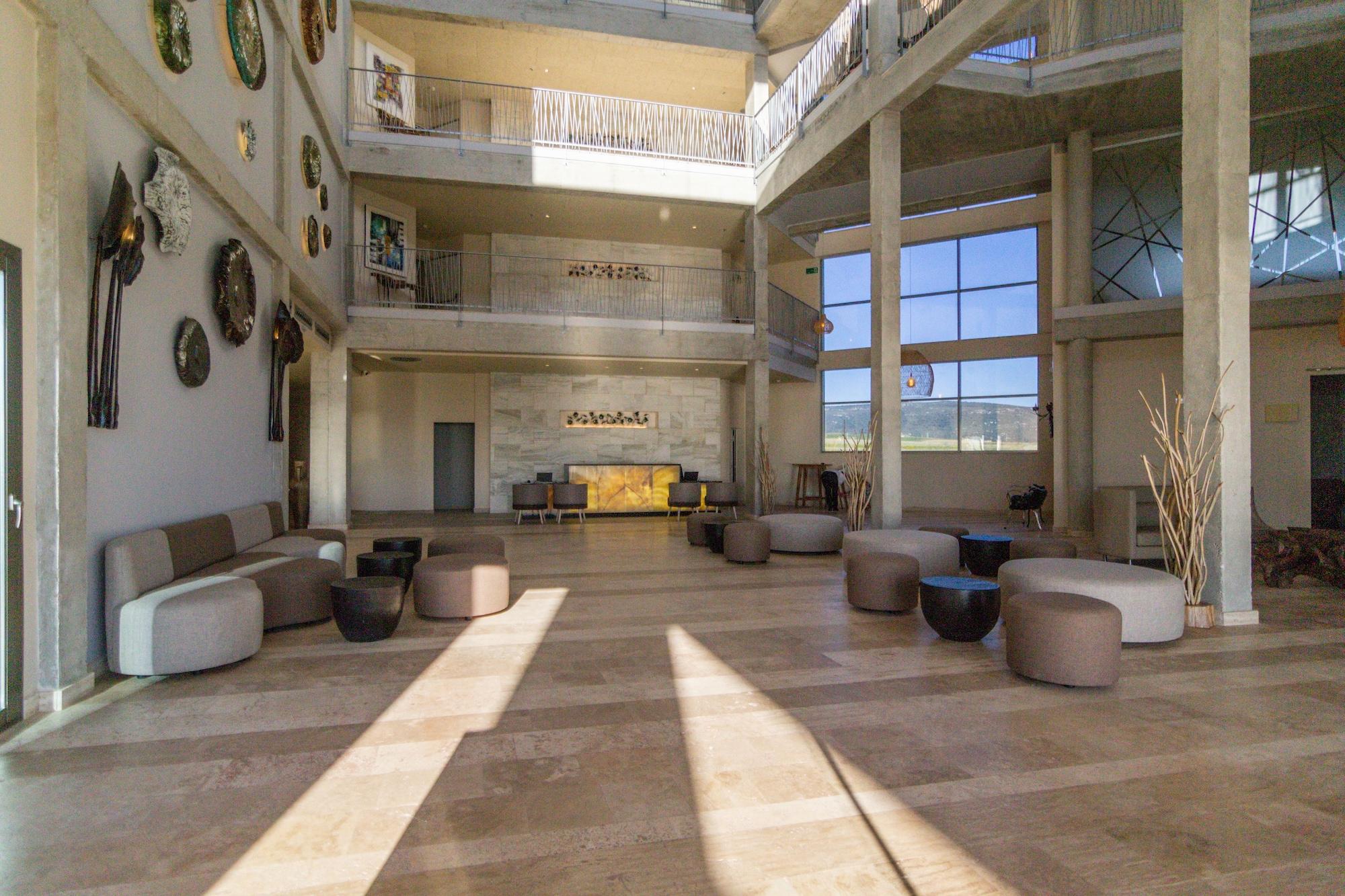 Vista Lobby Hotel Zahara Beach by Q Hotels