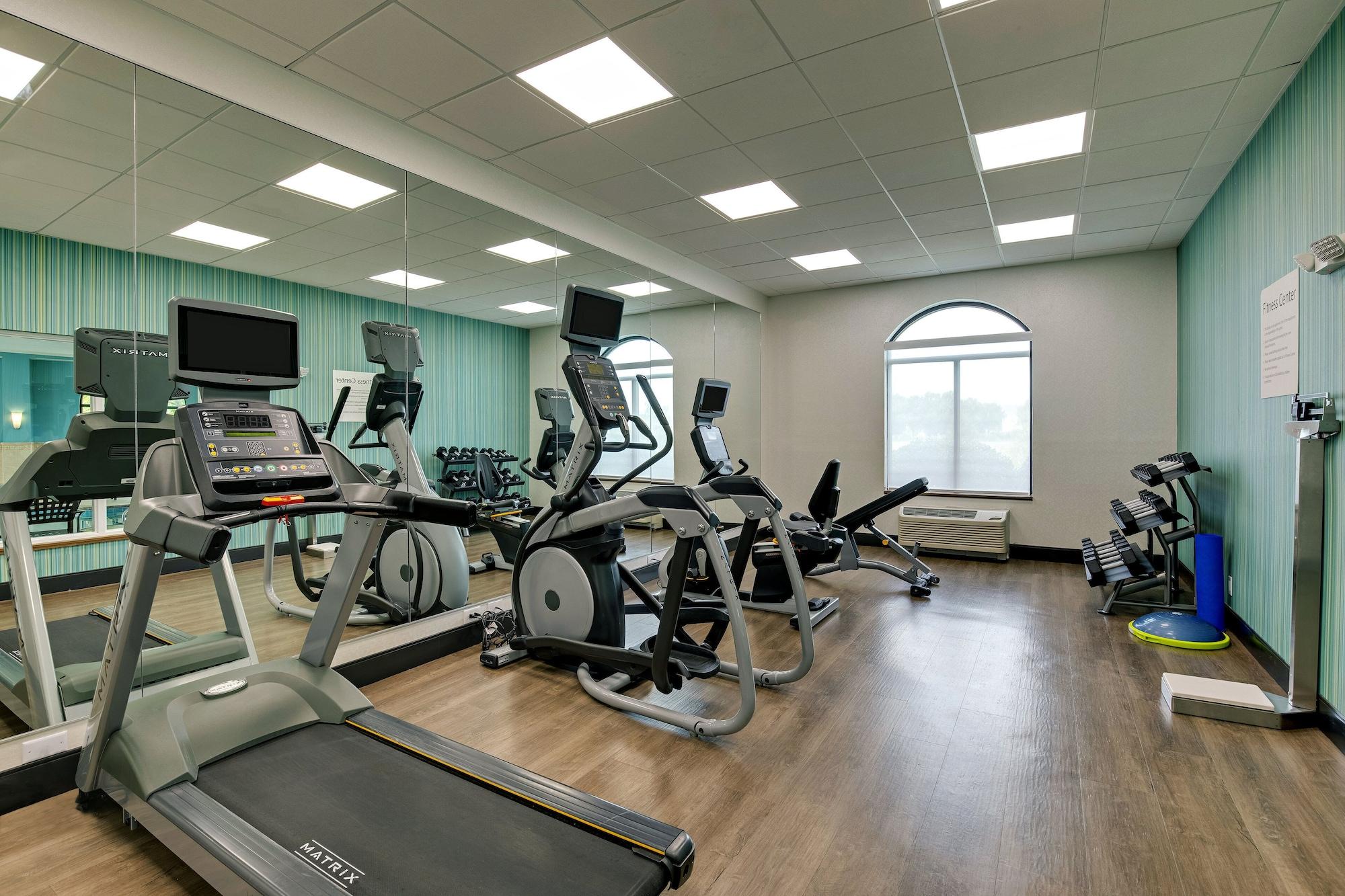 Gimnasio Holiday Inn Express Hotel and Suites Nashville-Opryland by IHG