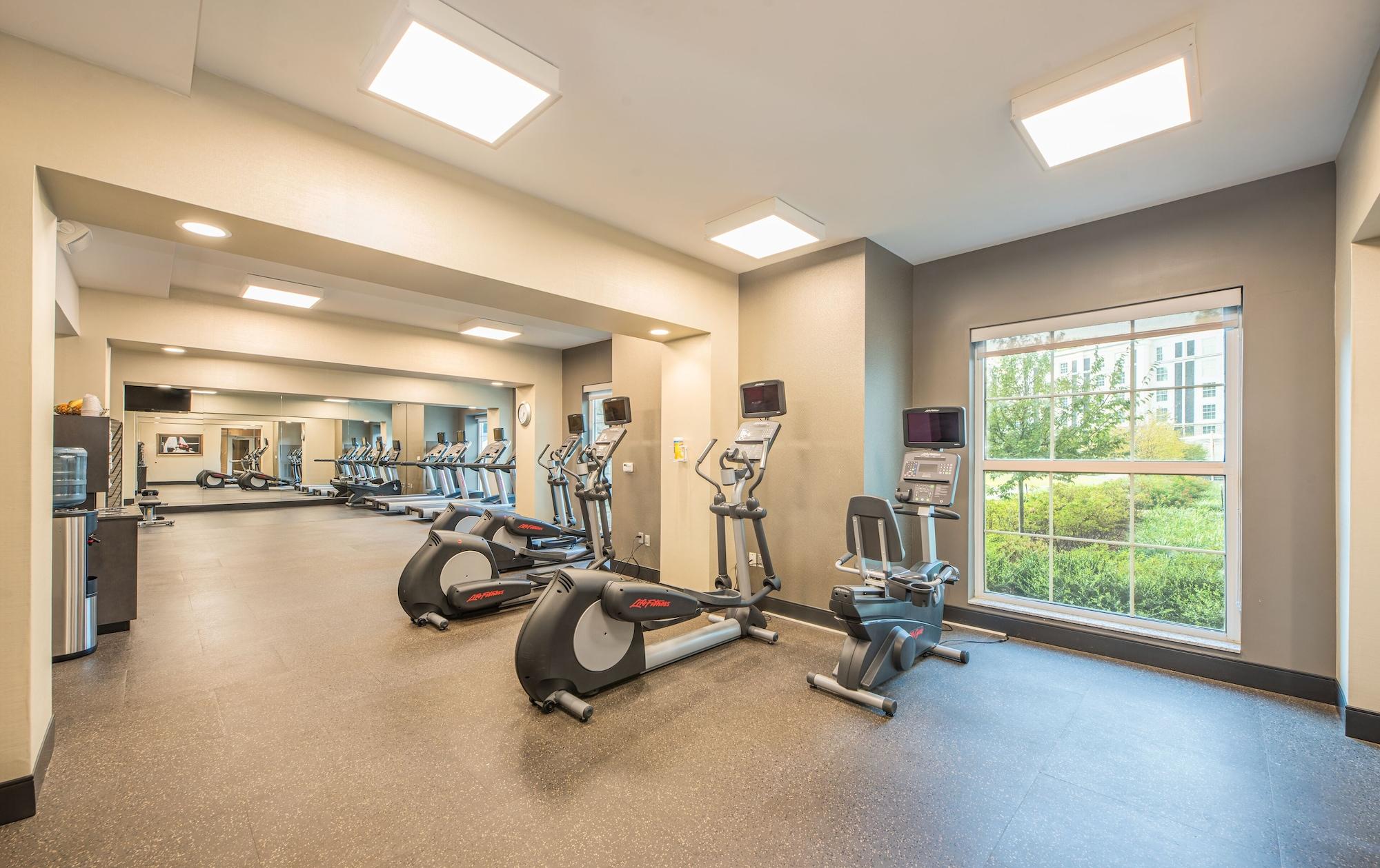 Gimnasio The Guest House at Graceland