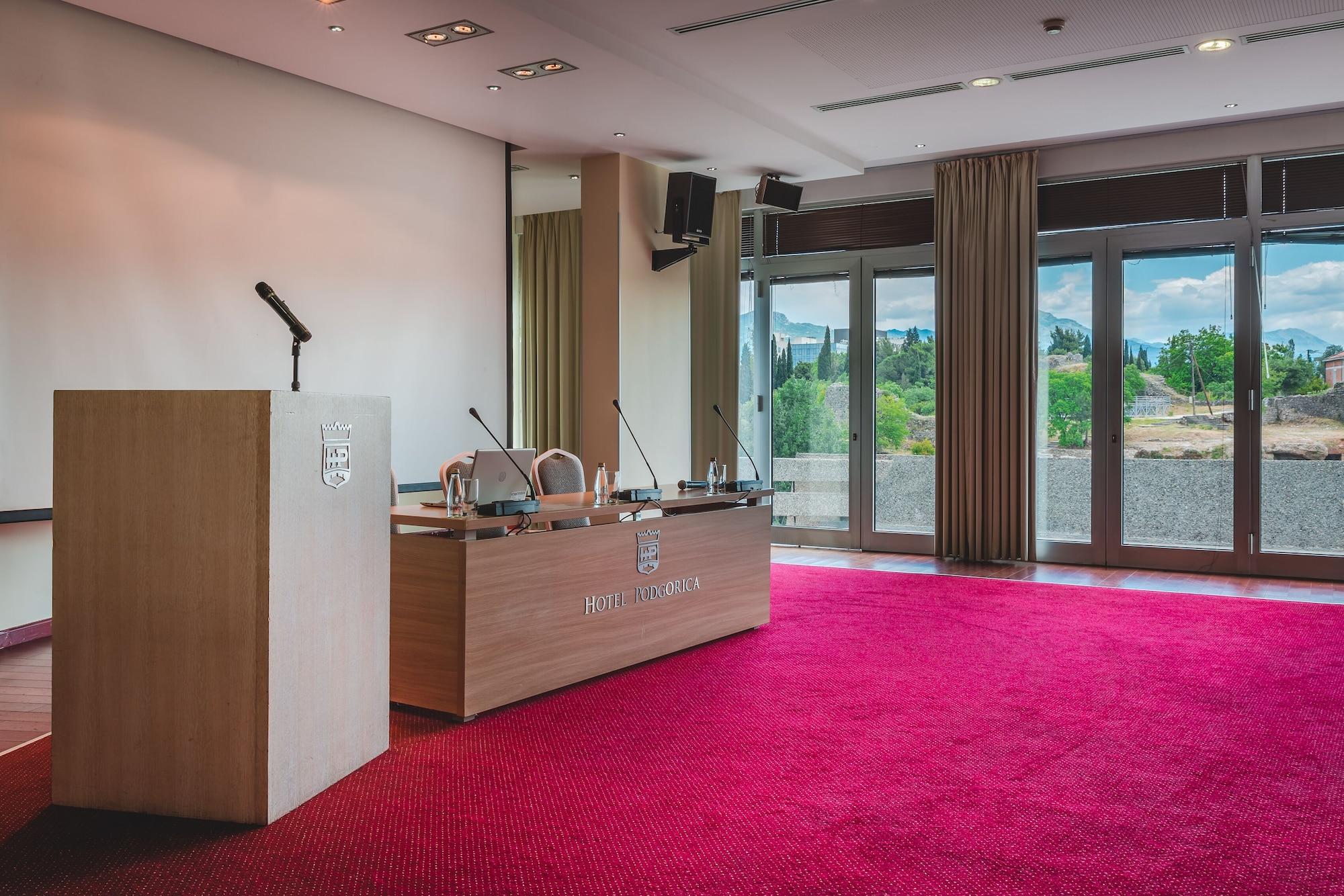 Sala de Reuniones Hotel Podgorica