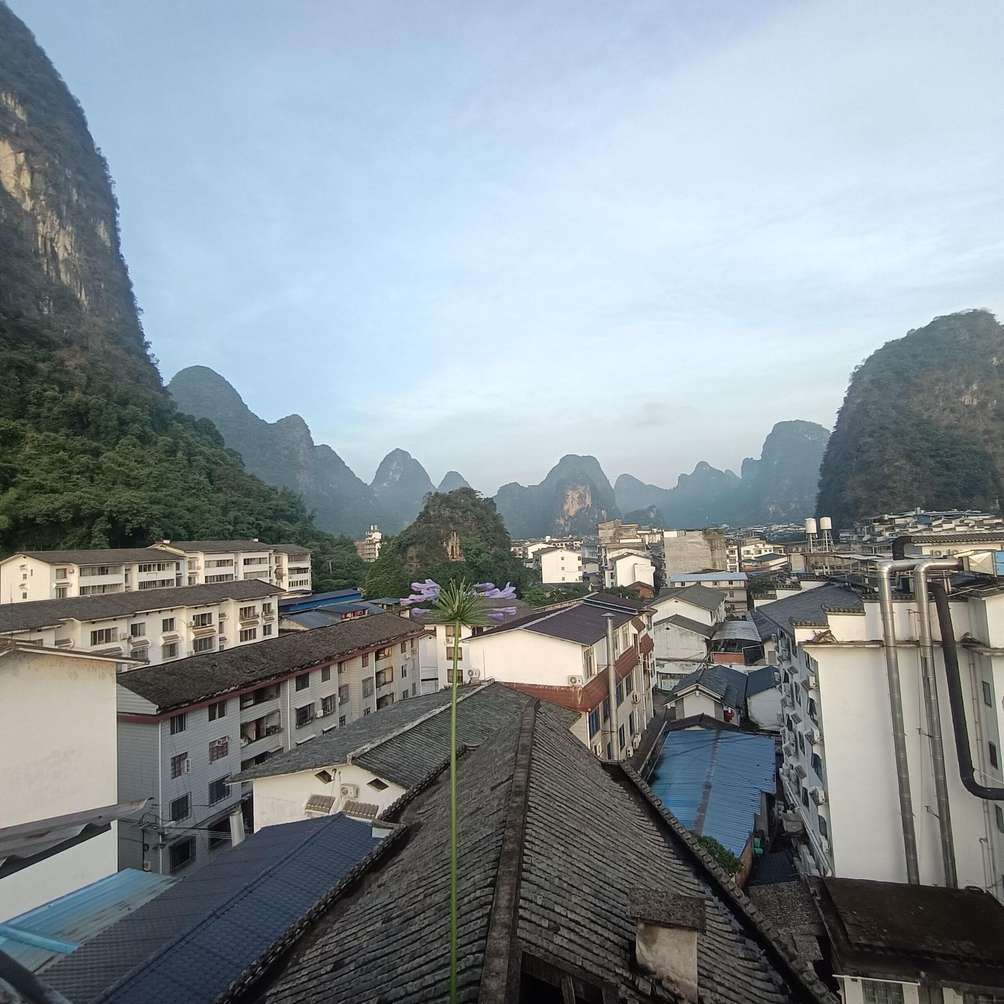Vista Exterior How Flower Hostel Yangshuo