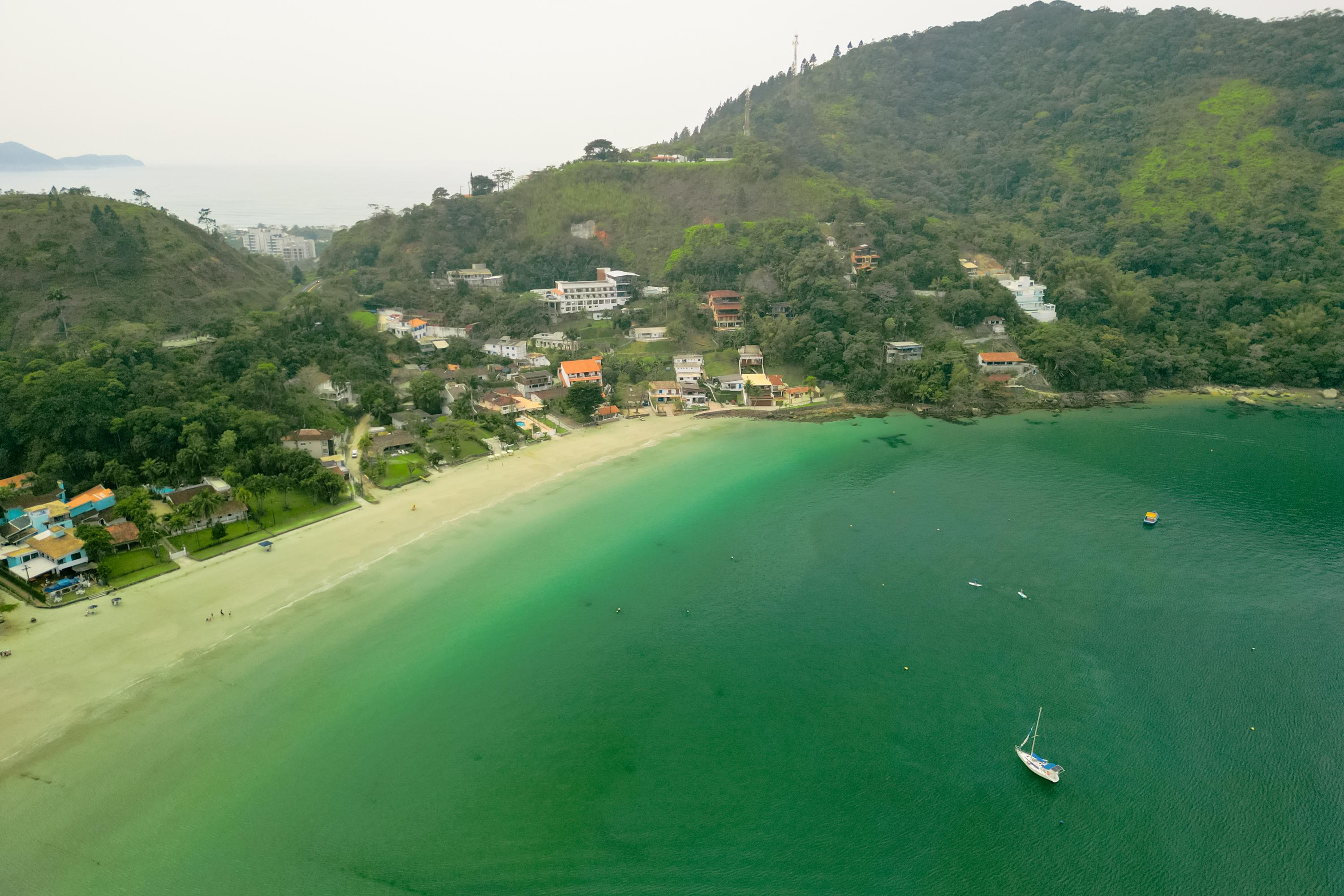 Playa VELINN Pousada Ubatuba Tropical