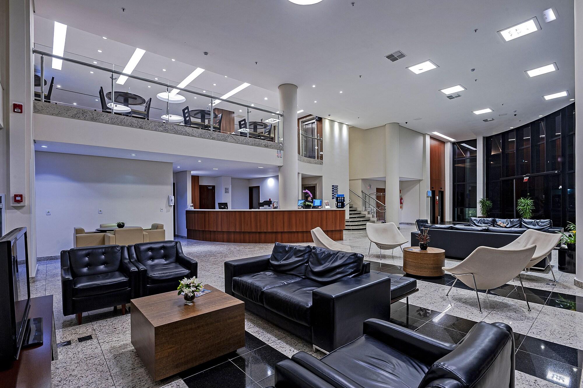 Vista Lobby Firenze Business Hotel