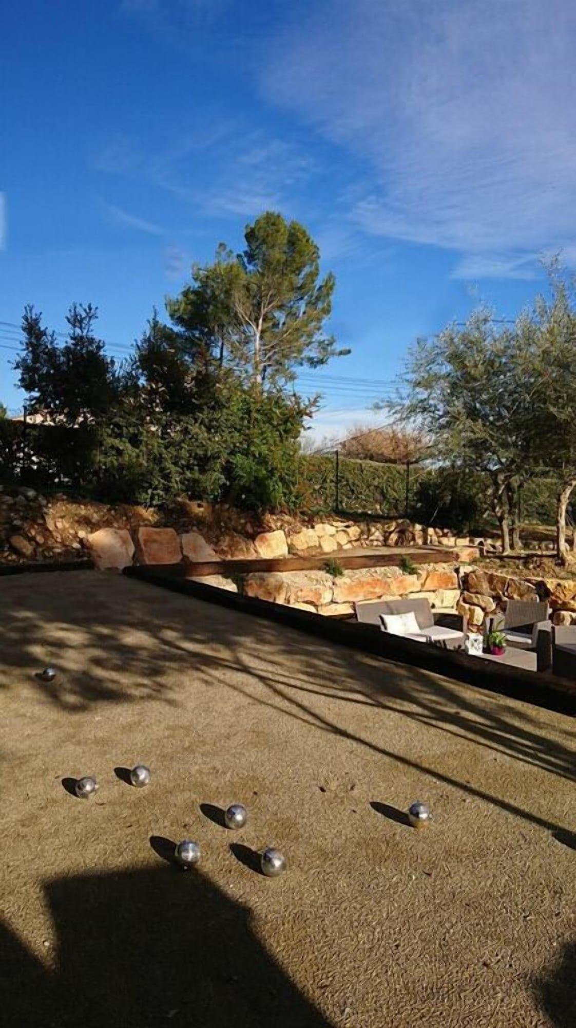 Instalaciones Recreativas La Villa aux Oliviers