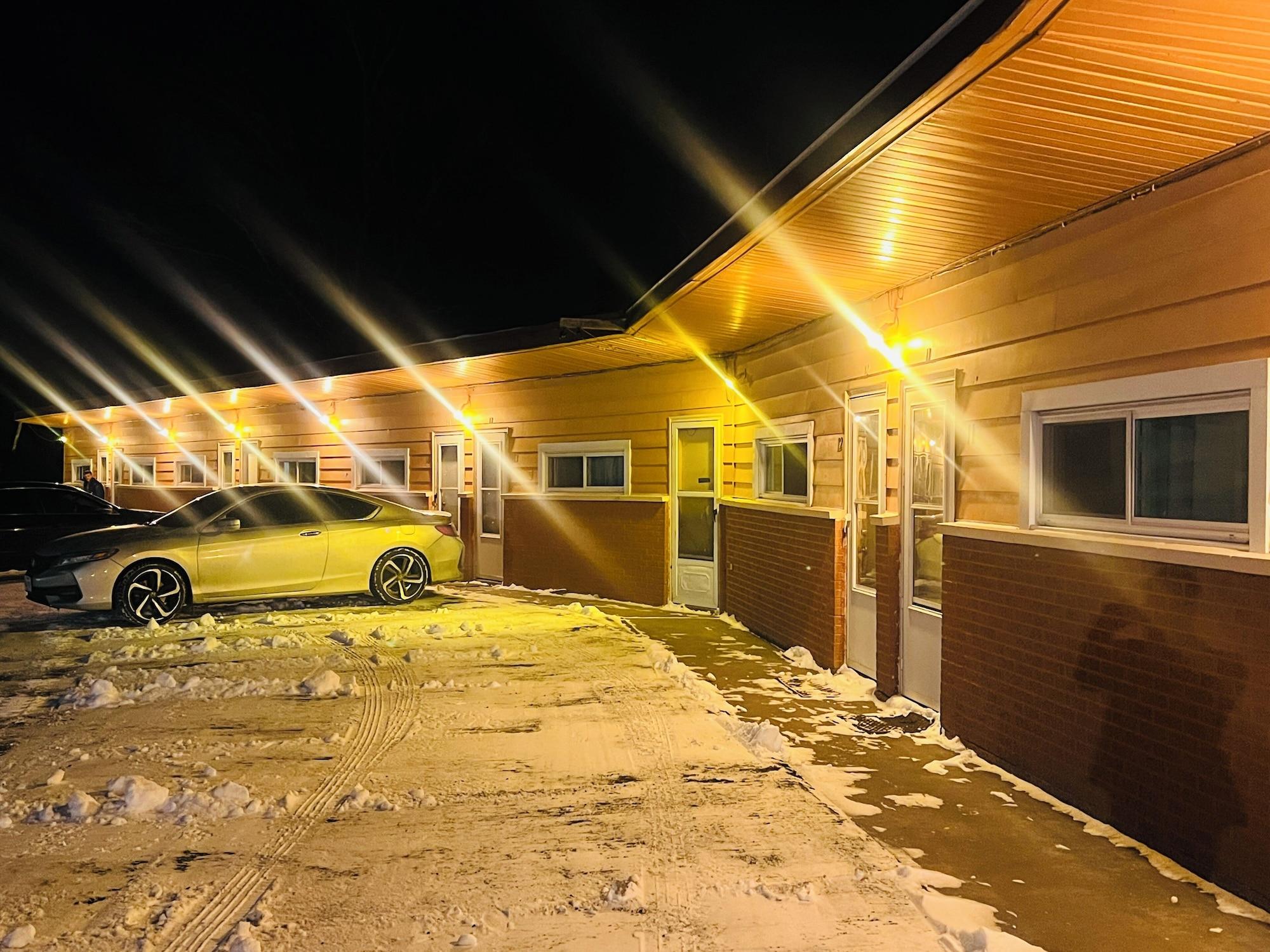 Comodidades del Alojamiento Capital O Sparta Motel Near Carbondale