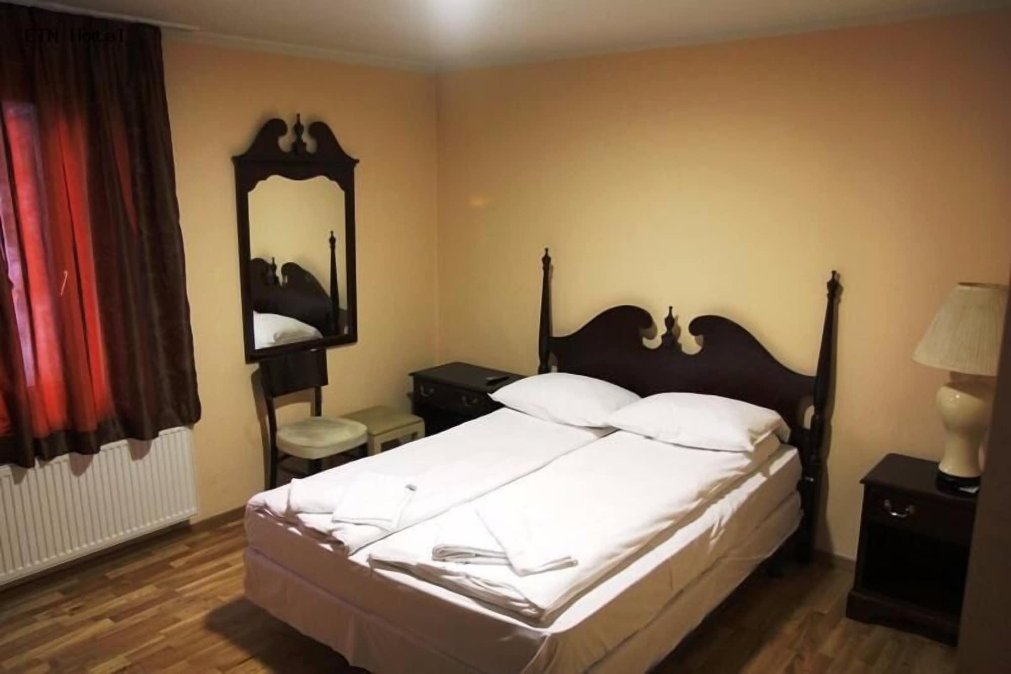 Varios ETN Hotel