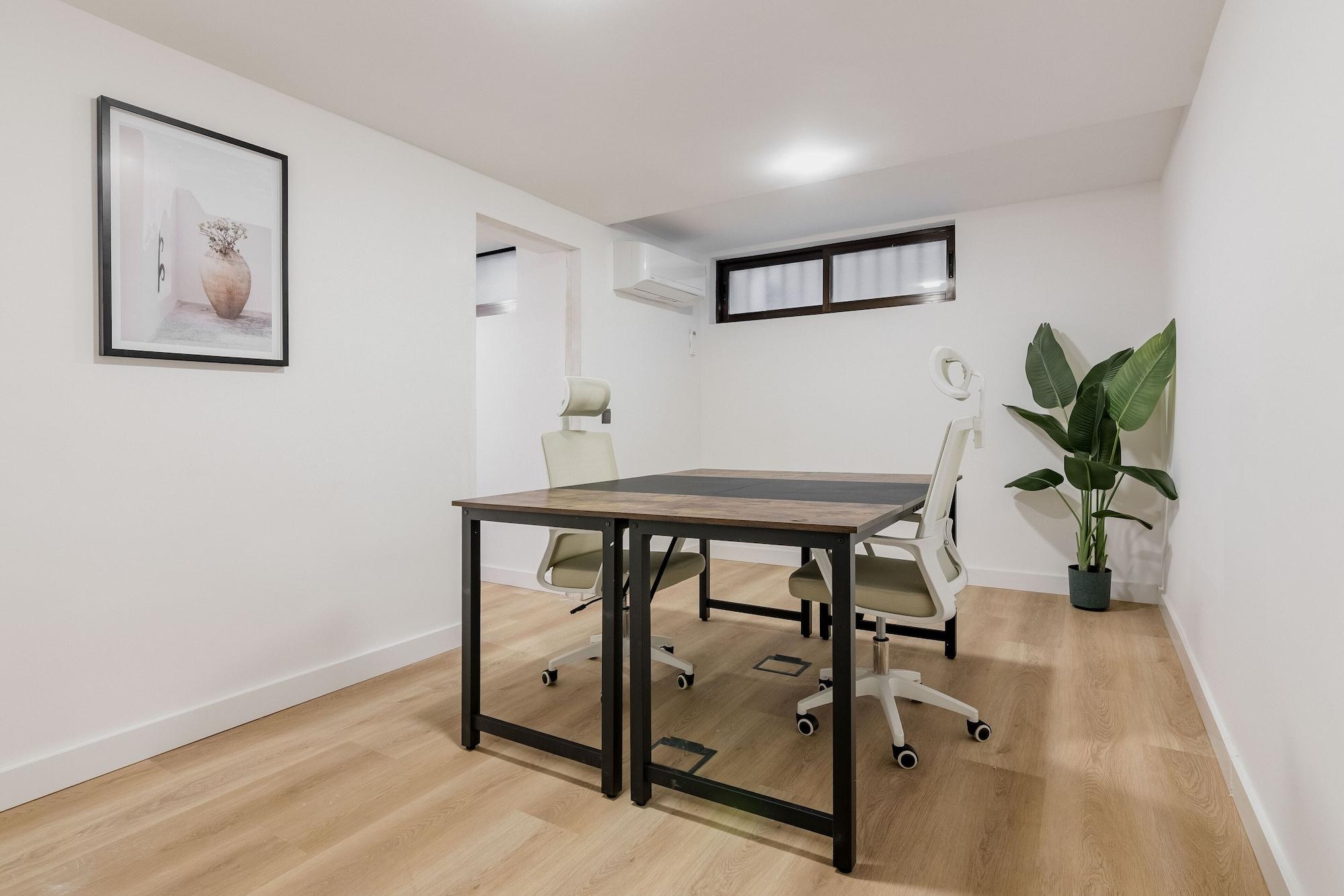 Comodidades del Alojamiento Square Rooms by Charming