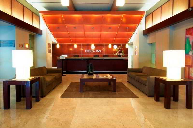 Vista Lobby Fiesta Inn Cuautitlan