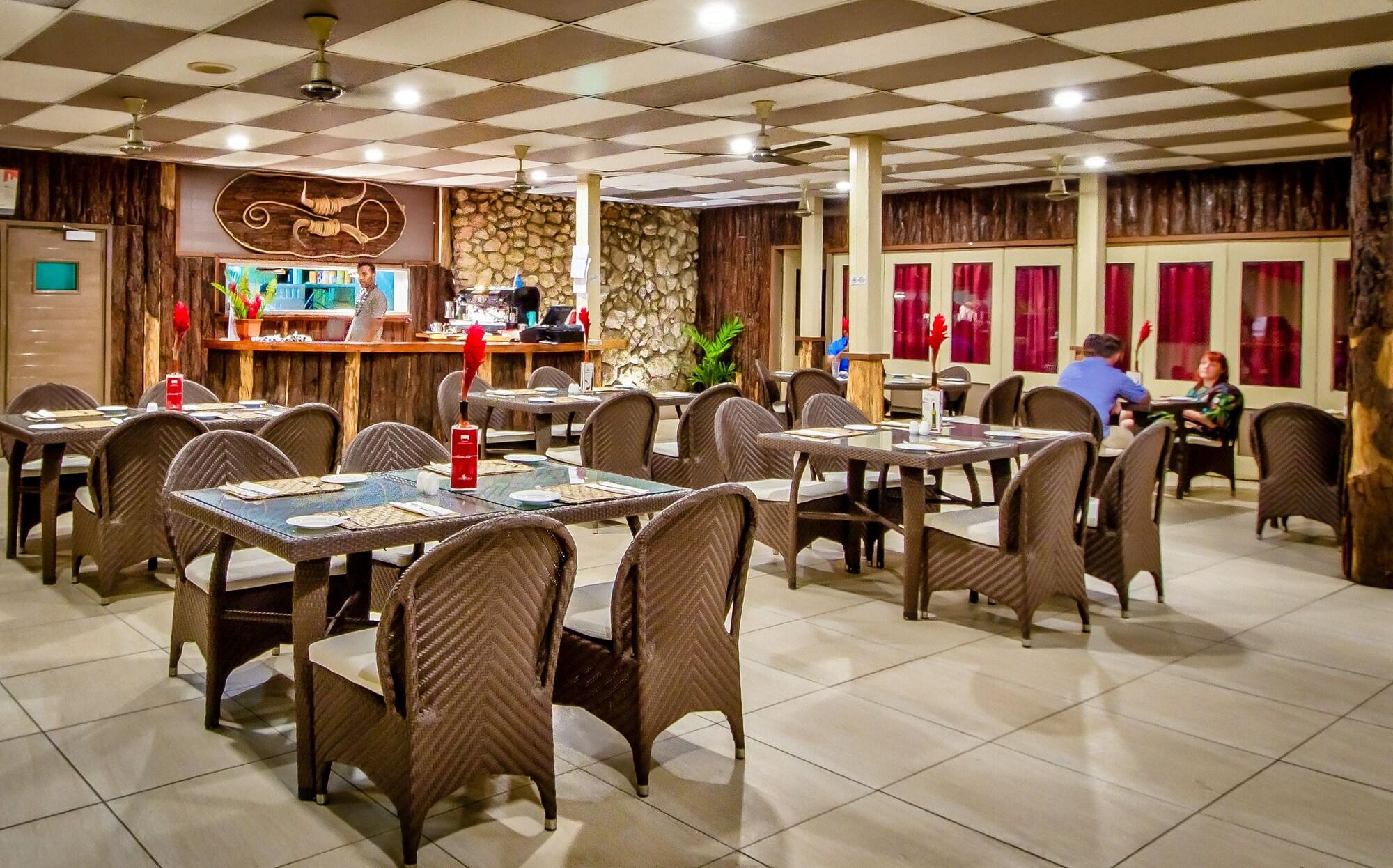 Restaurant Tanoa Skylodge Hotel
