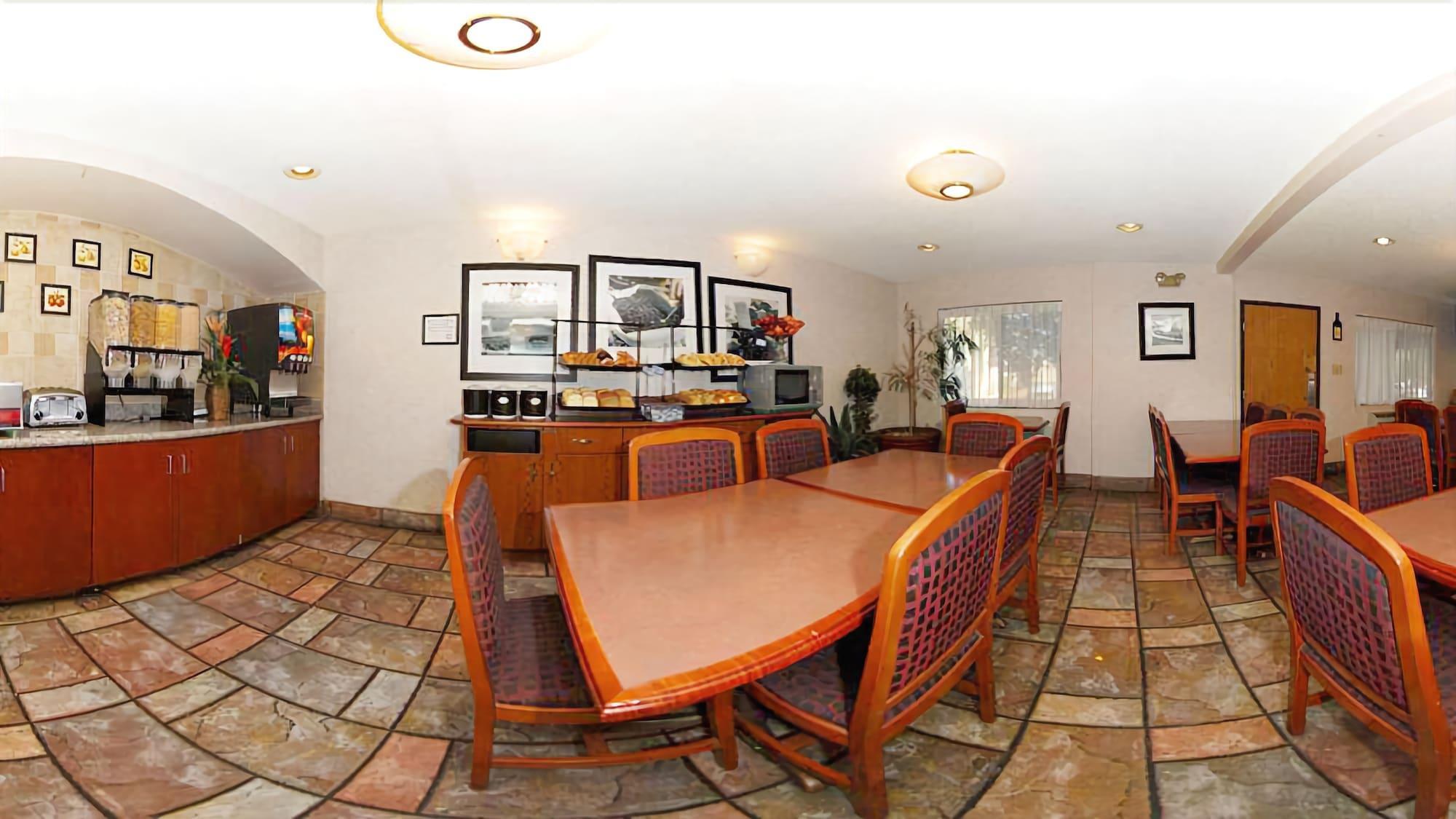 Restaurant Ocotillo Apartments & Hotel