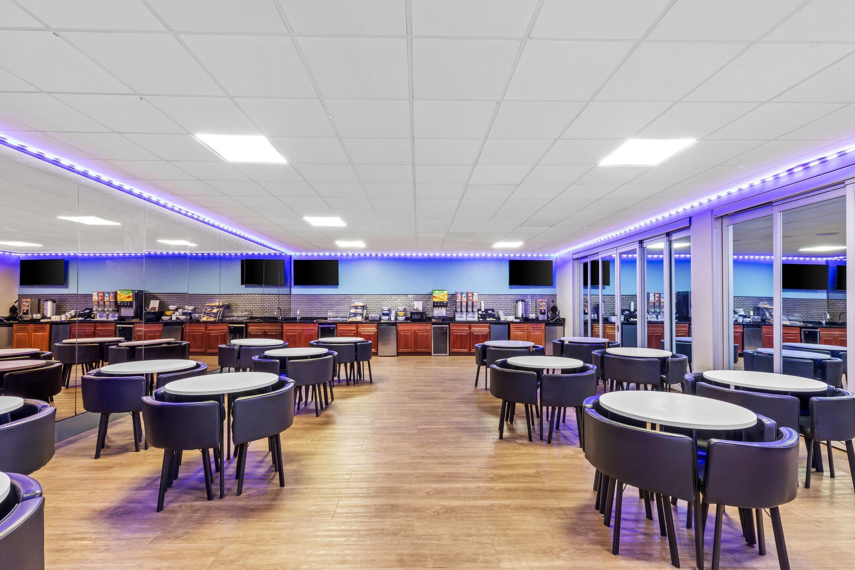 Restaurant Days Inn by Wyndham Liberty