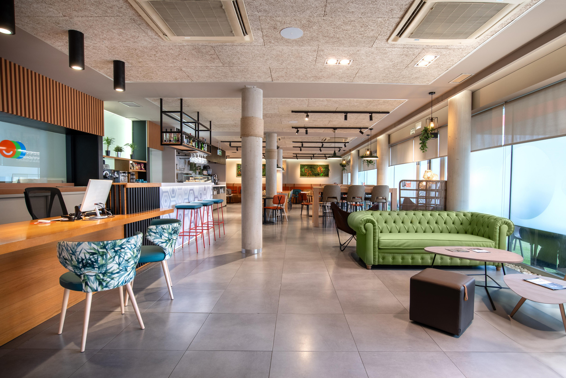 Vista Lobby Hotel Bed4u Pamplona