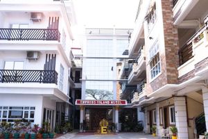 Alojamiento - Empress Island Hotel