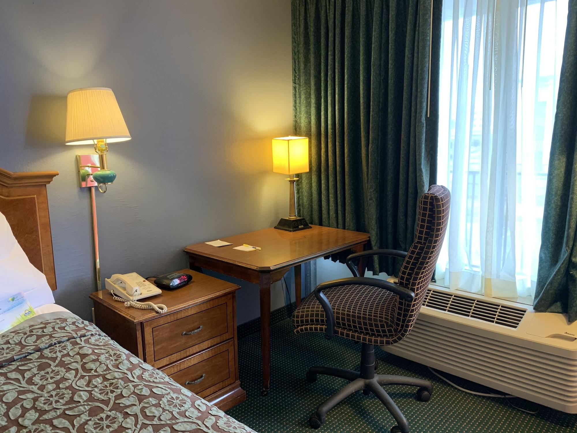 Habitación Days Inn by Wyndham Jonesboro AR