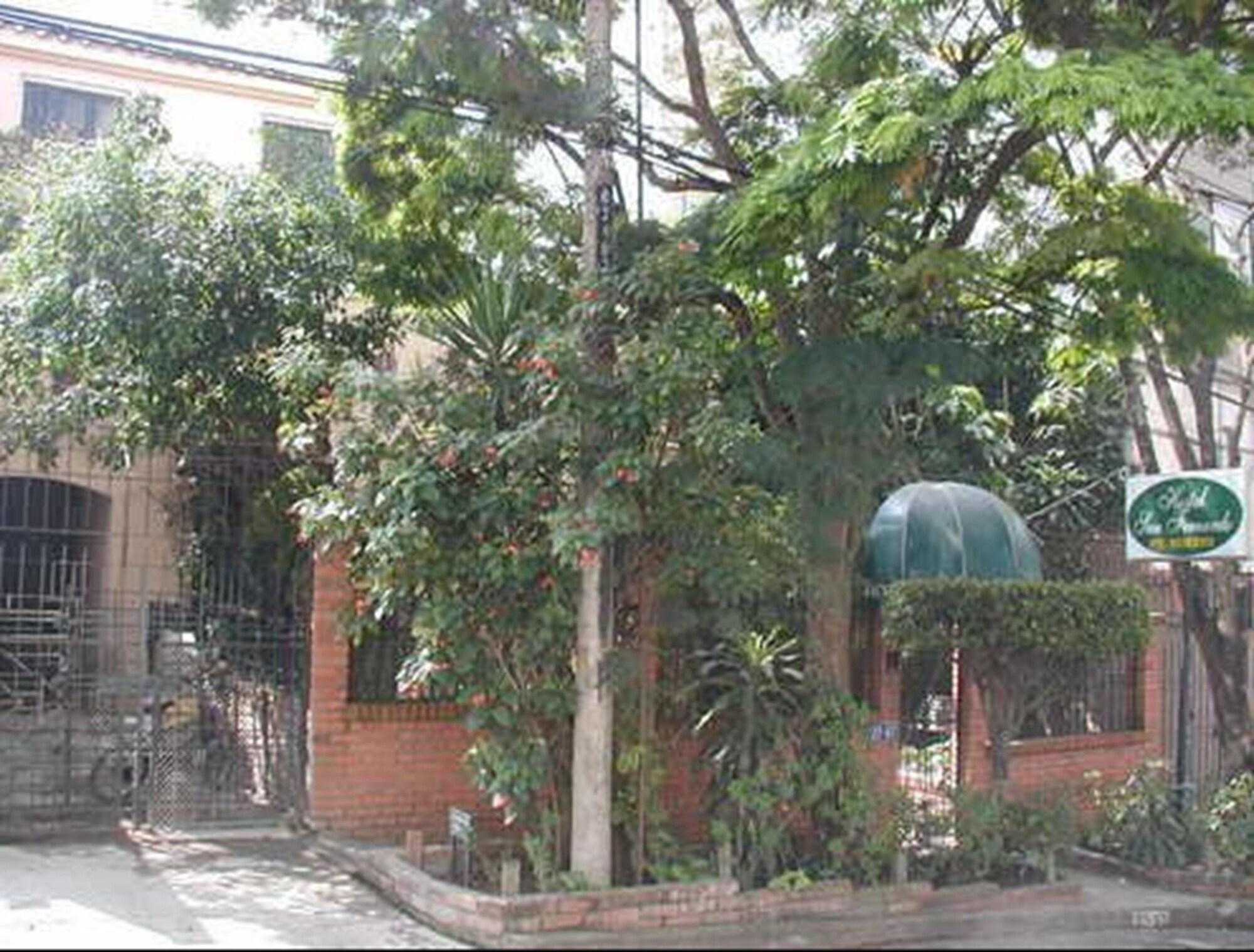 Vista Exterior Hostal San Fernando