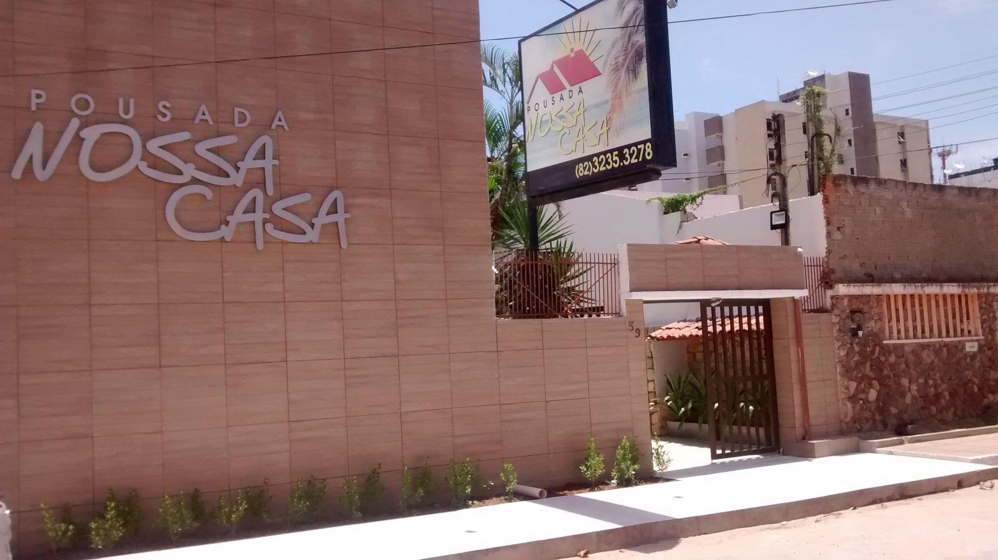 Vista Exterior Pousada Nossa Casa