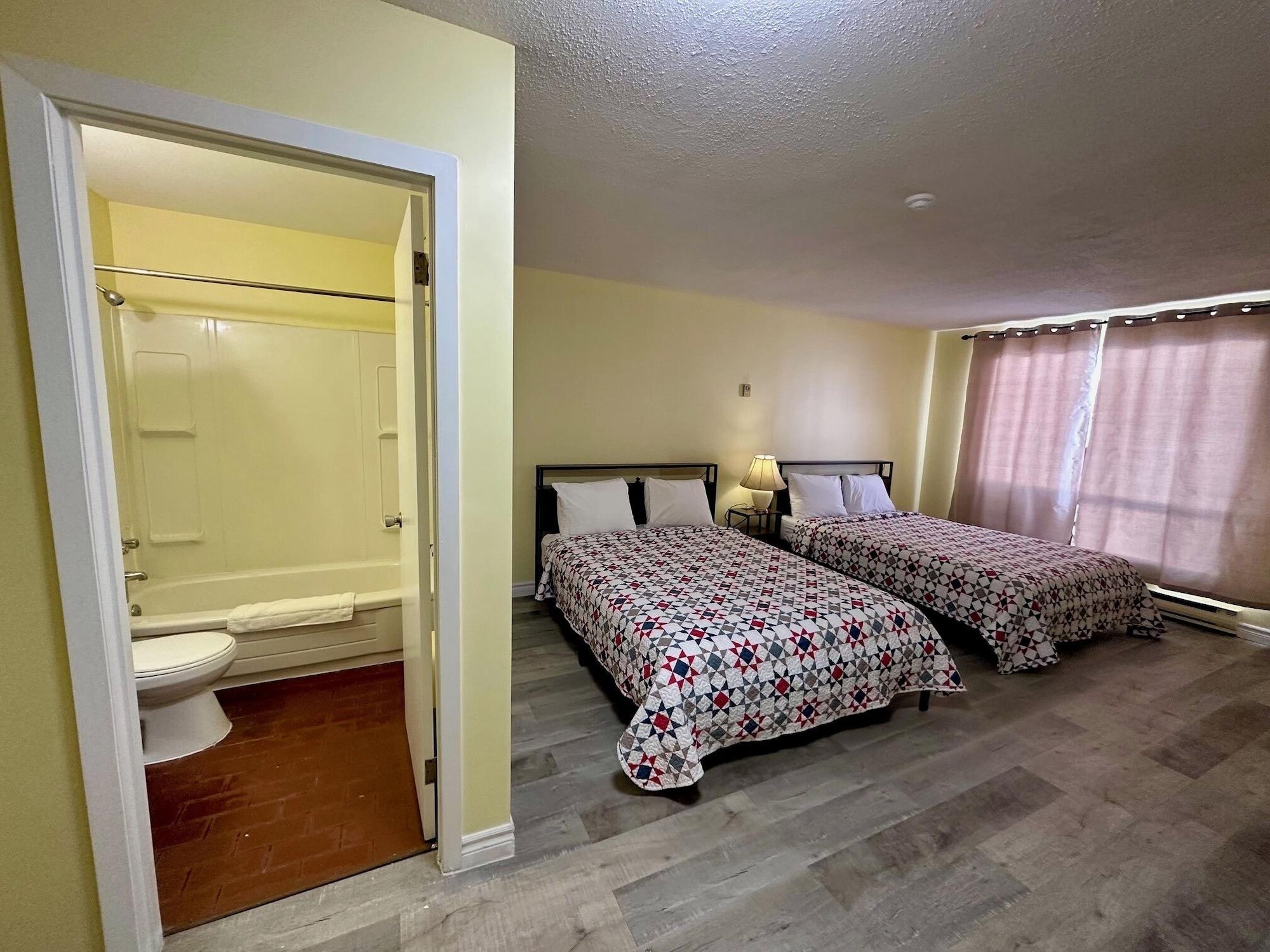 Varios Spanish River Inn
