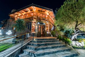 Alojamiento - Portal del Lago Hotel