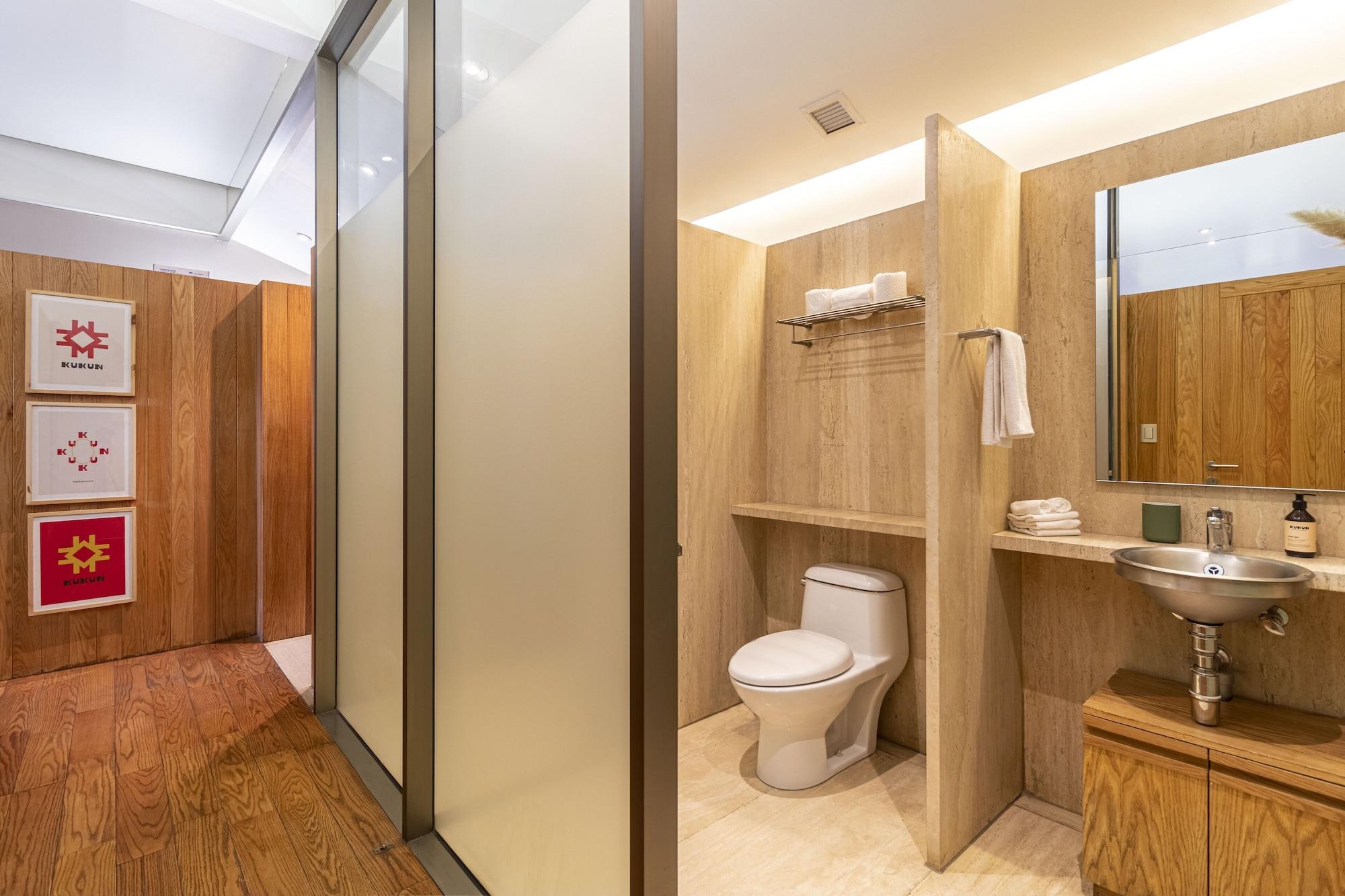 Hotel Reforma 27 by Kukun