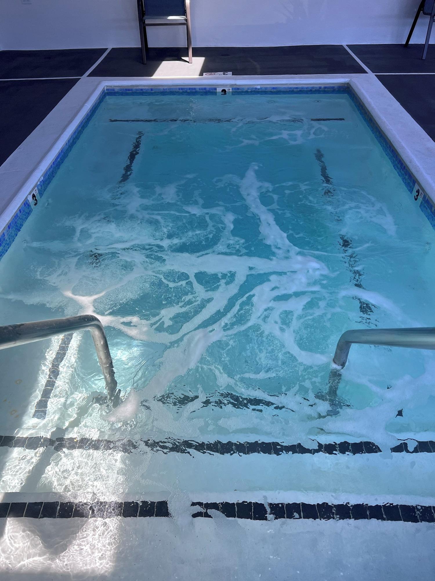Spa Surf City Inn and Suites