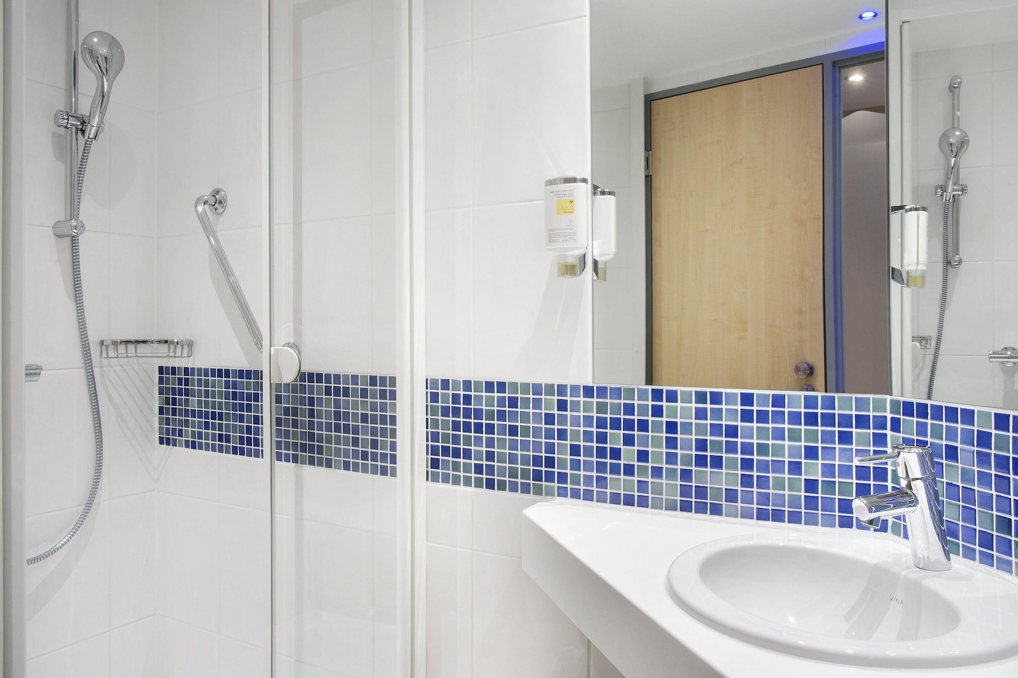 Equipamiento de Habitación Holiday Inn Express Baden-Baden by IHG