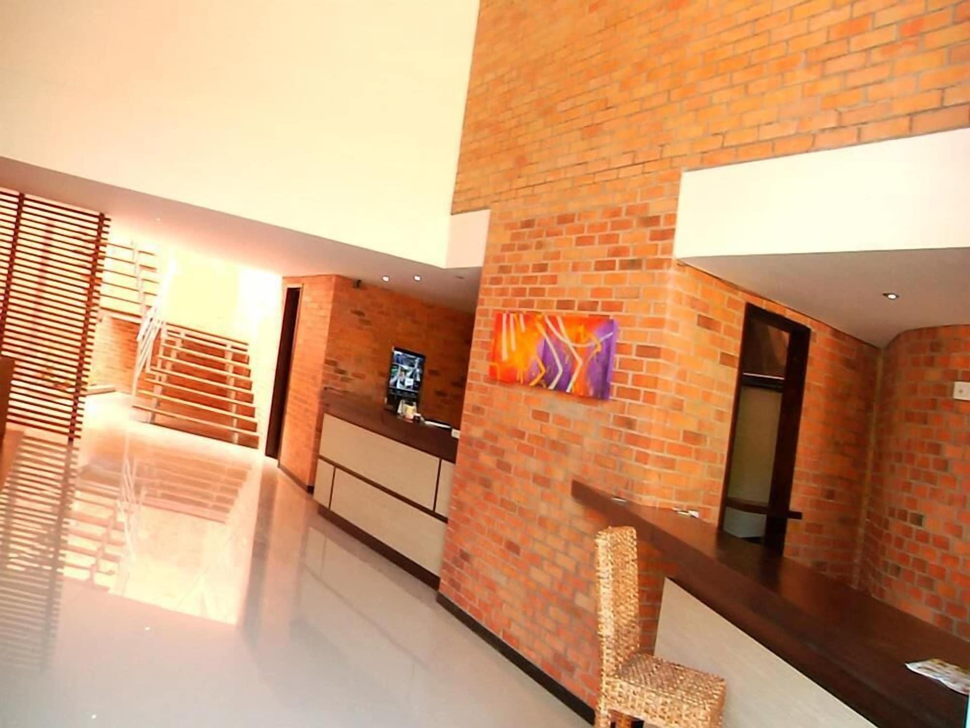Vista Lobby Hotel Toscana Oriente