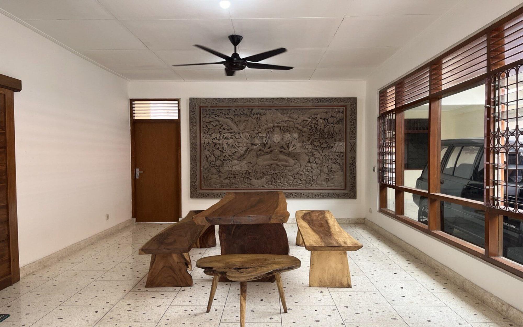 Bar/Salón Wijaya Hostel