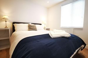 Alquiler Vacacional - Seaside Apartment in the Heart of East Wittering Village