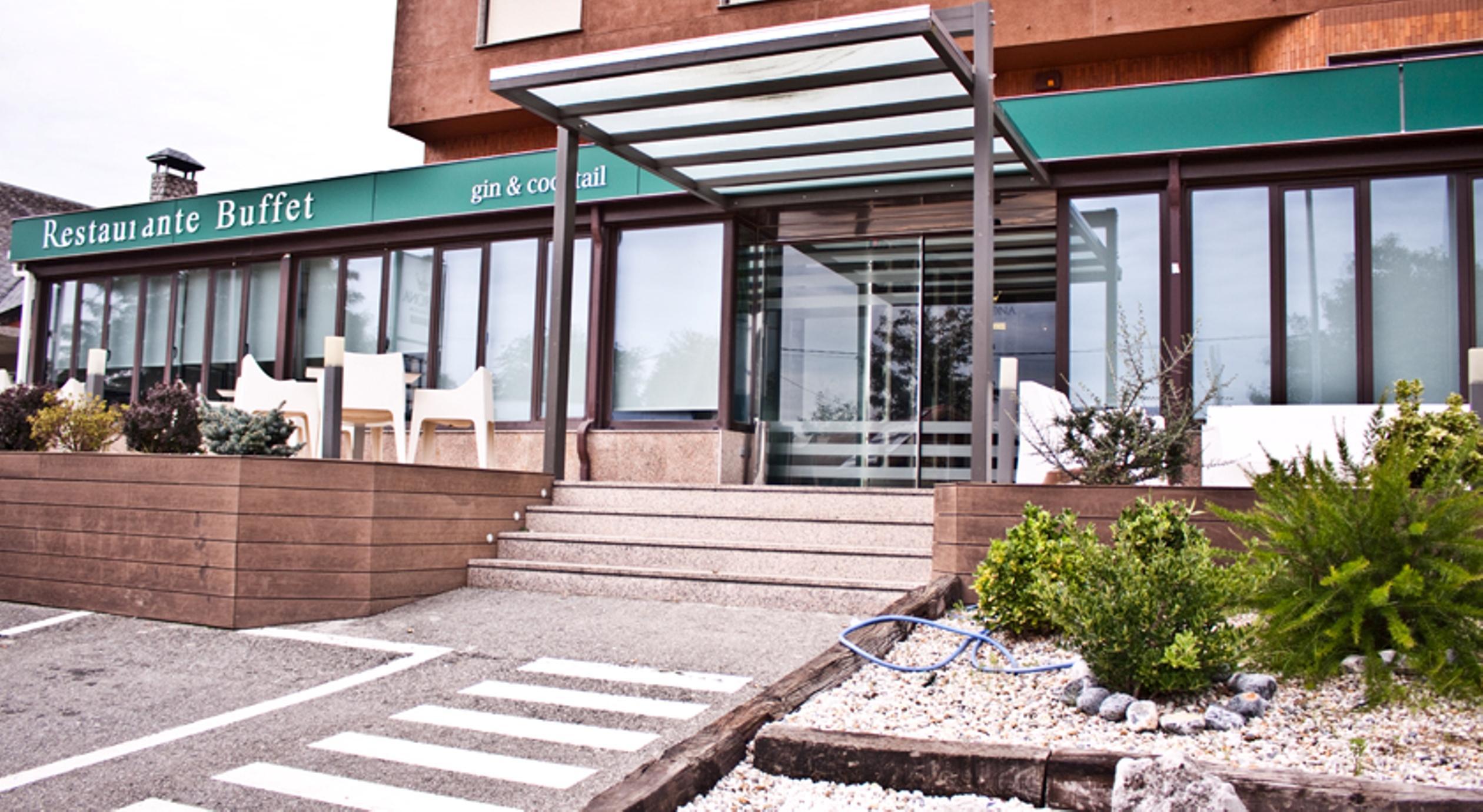 Vista Exterior Hotel Corona de Galicia