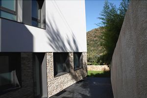 Alojamiento - Hostal Tres Campanas