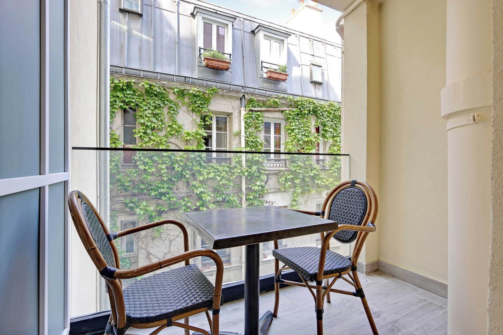 Restaurant Cosy Apartment With Balcony - 2br/6p- La Roquette