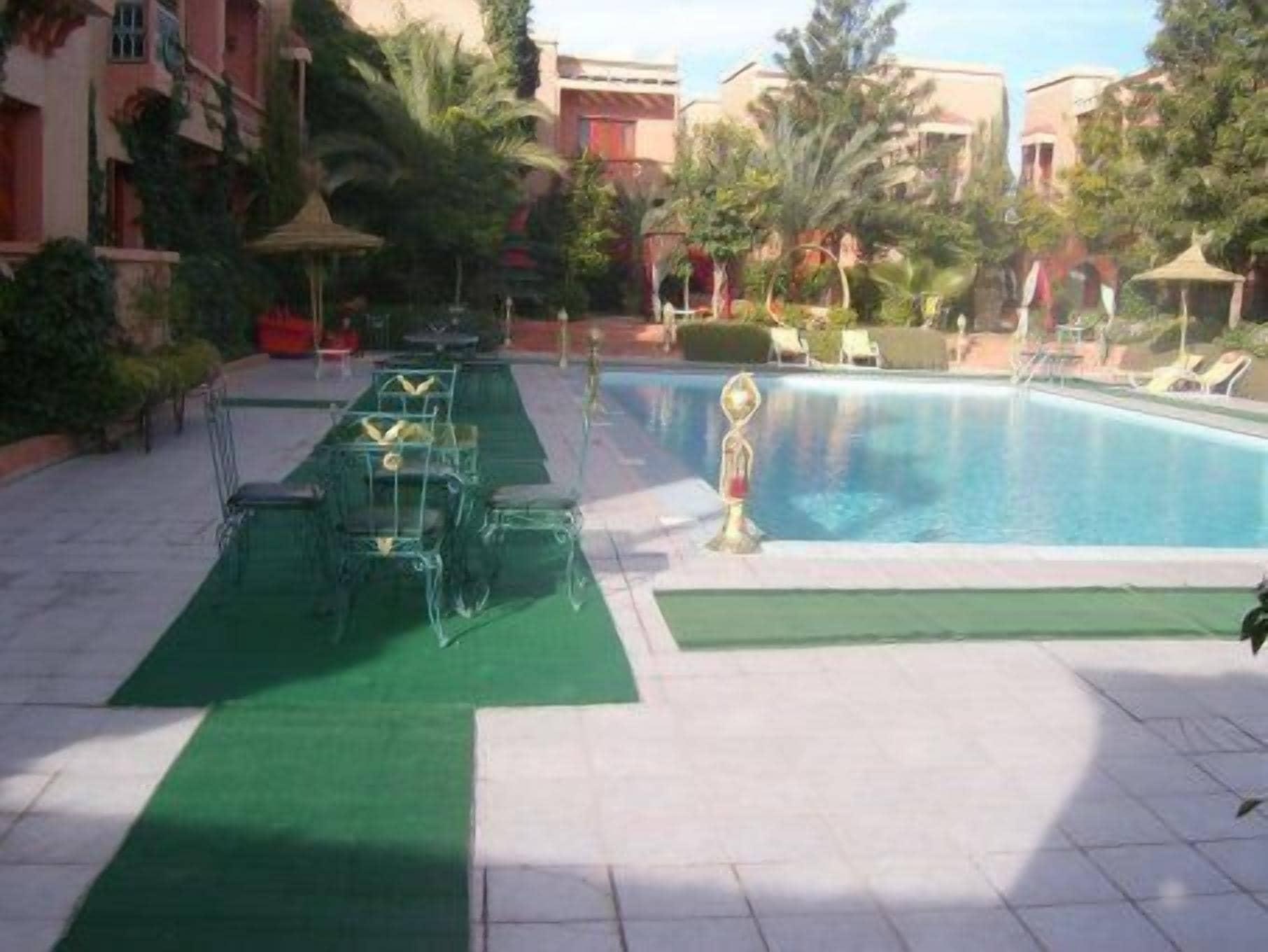 Vista Piscina Hotel Le Fint