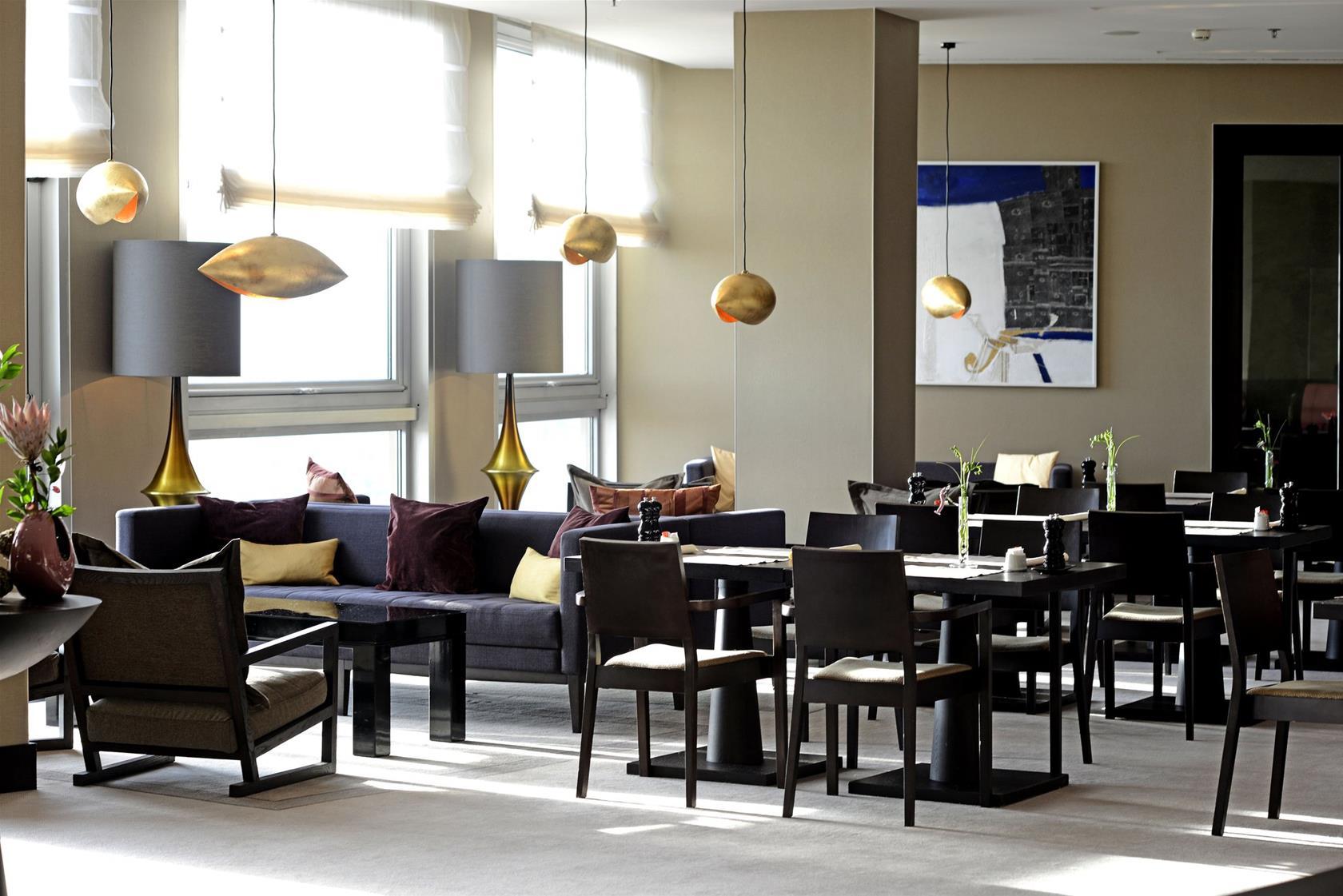 Bar/Salón InterContinental Bucharest