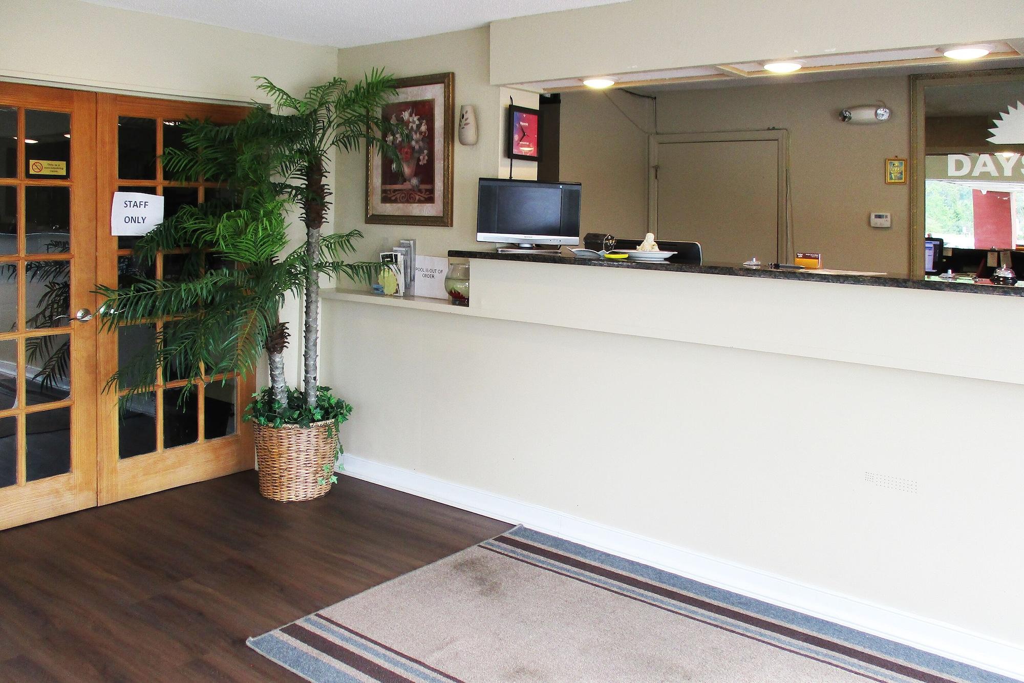 Vista Lobby Budget Inn of Jasper