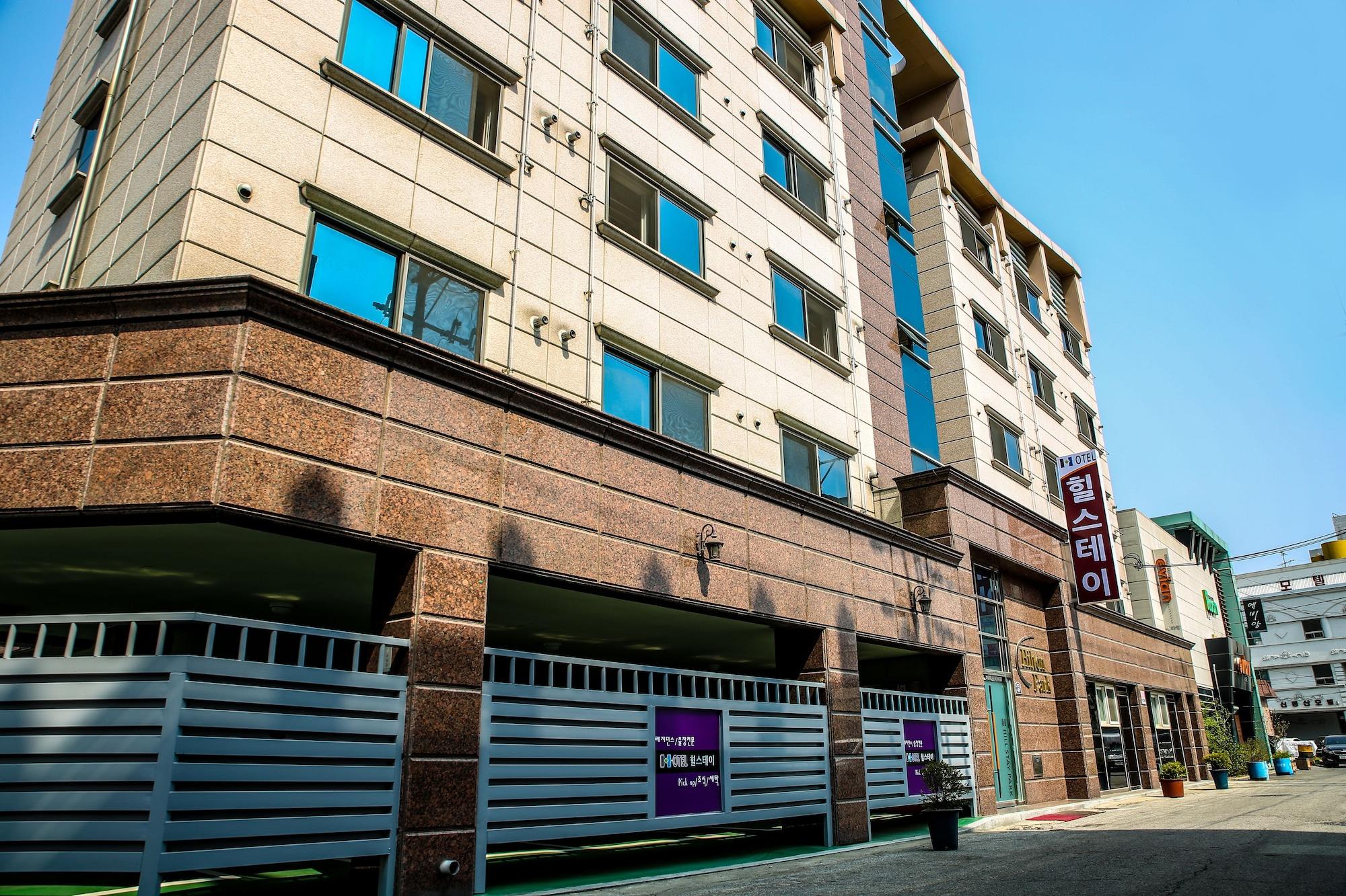 Vista Exterior Hill Stay Hotel Residence