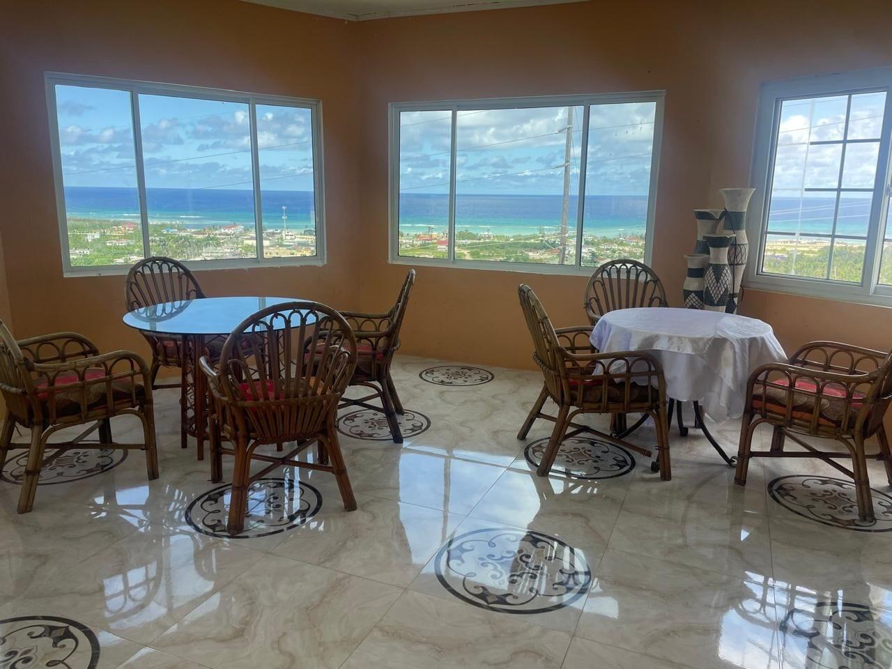 Restaurant EMERALD VIEW