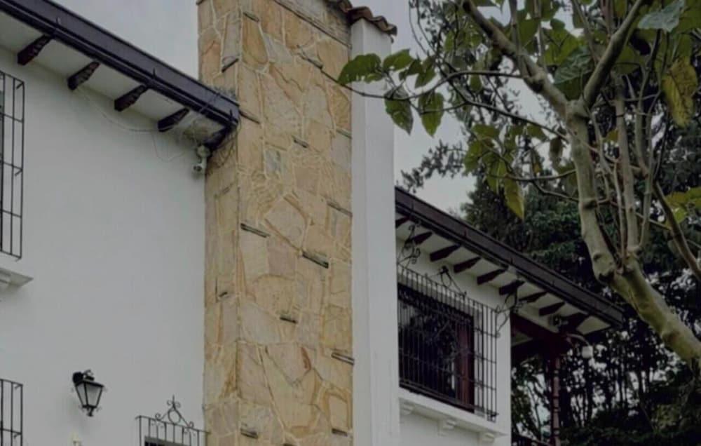 Vista Exterior Sereno Hostels