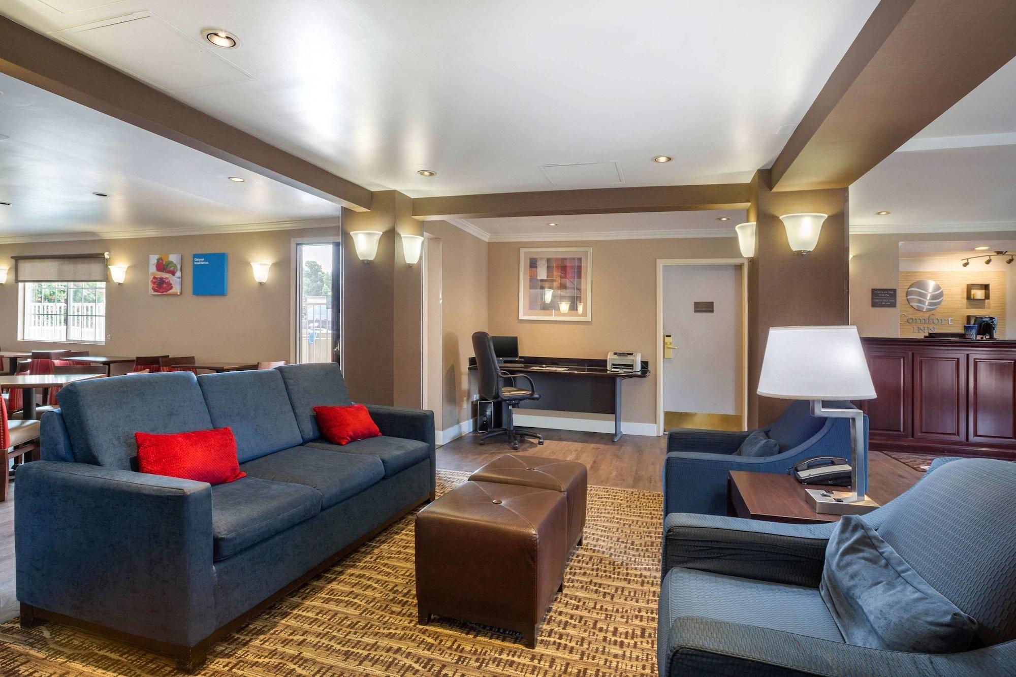 Vista Lobby Comfort Inn Castro Valley
