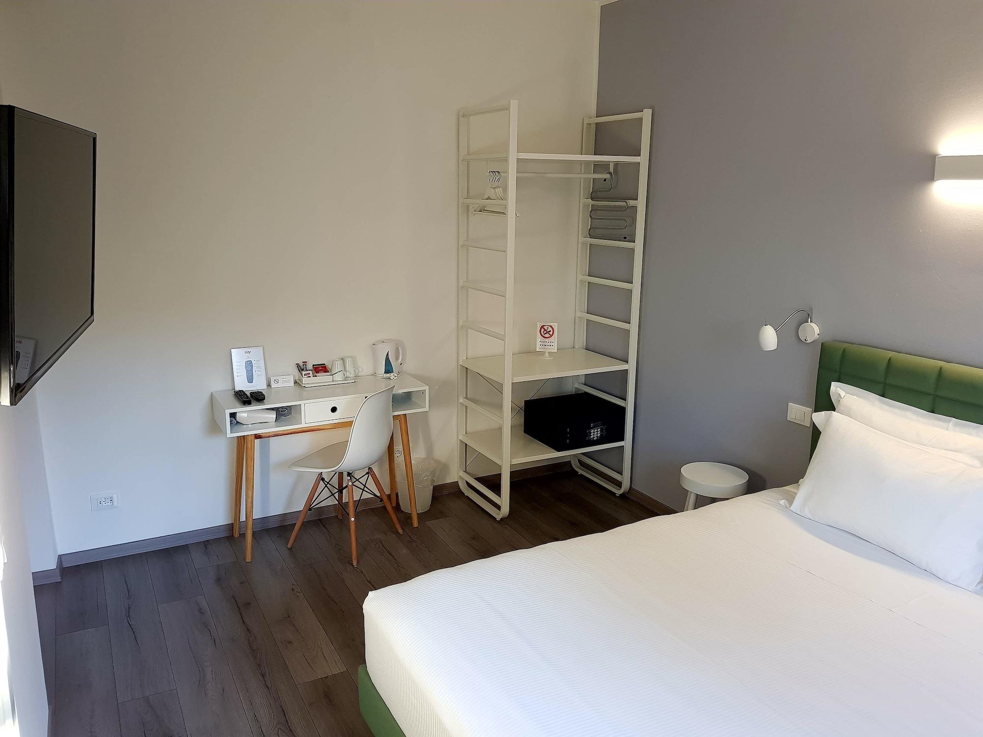 Varios Hotel Aurora Duino