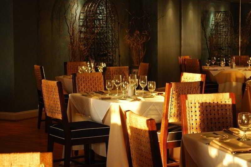 Restaurant Charleston Harbor Resort & Marina