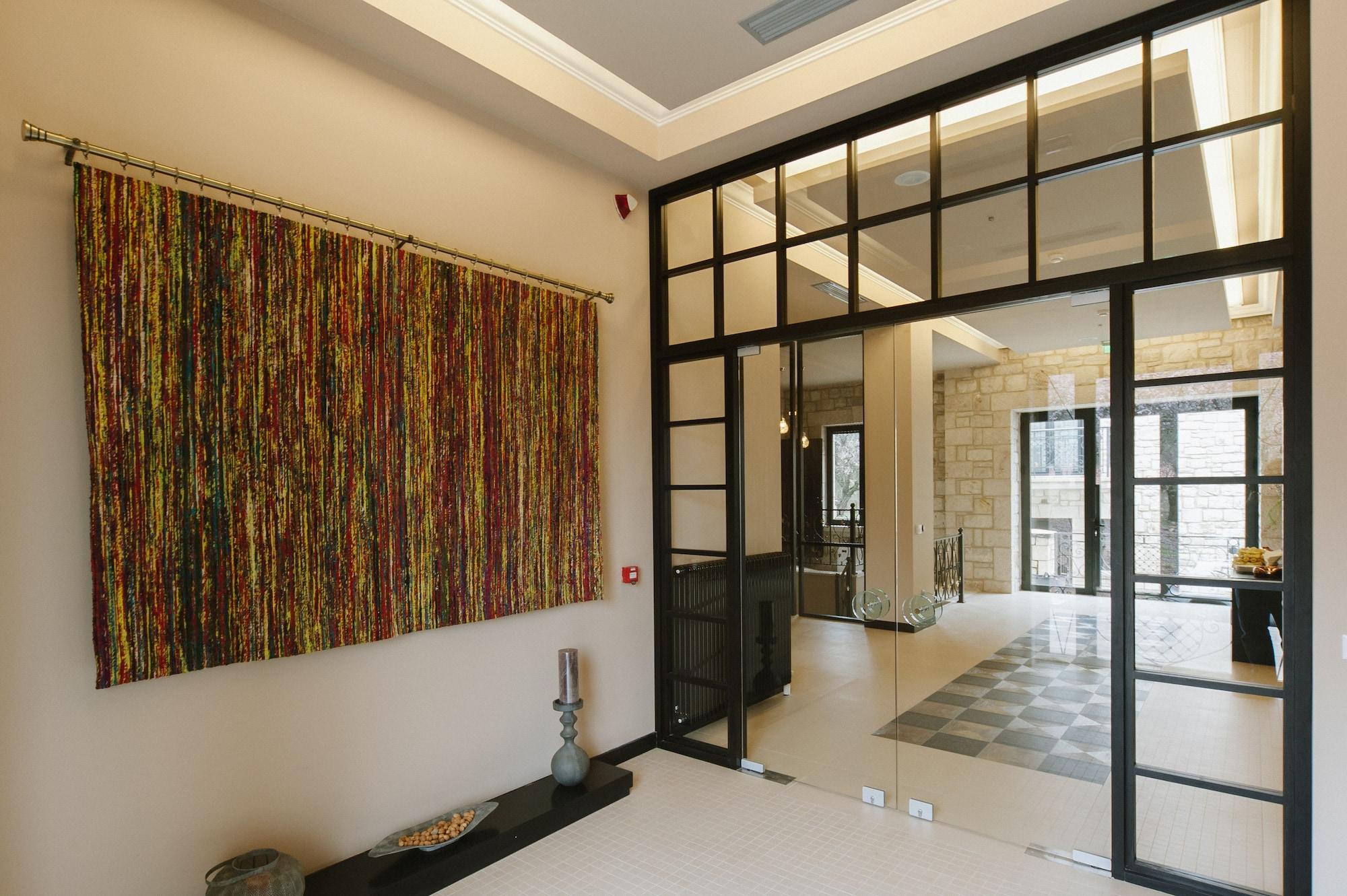 Vista Lobby Levidi Suites