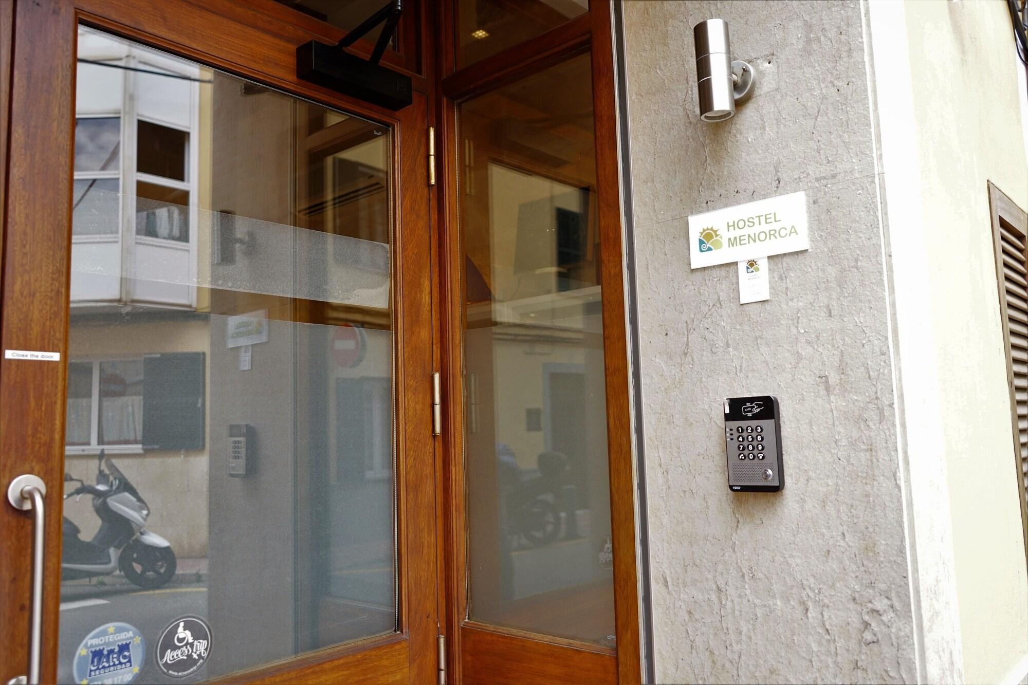 Vista Exterior Hostel Menorca - Albergue Juvenil